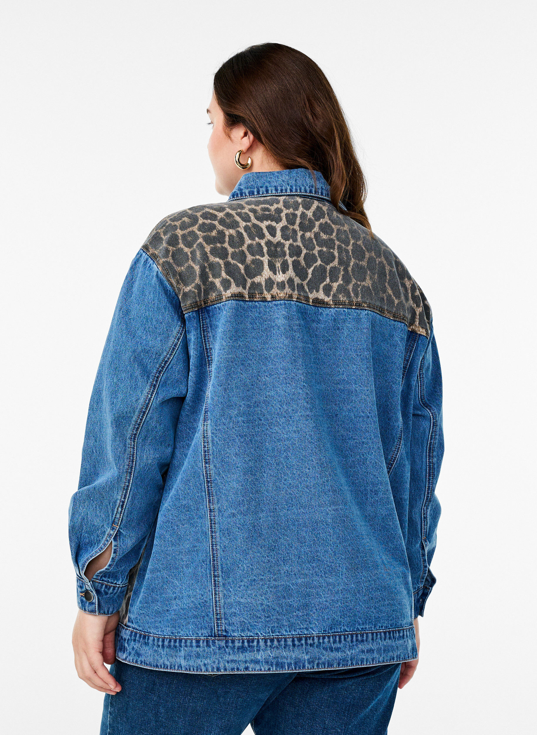 Zizzifashion Denim shirt with leopard print details, Blue, Model image number 2
