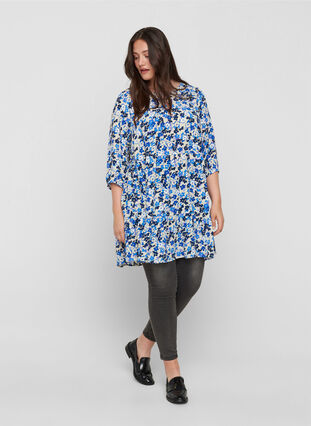 Floral viscose tunic with 3/4 sleeves, Blue Flower AOP, Model image number 2