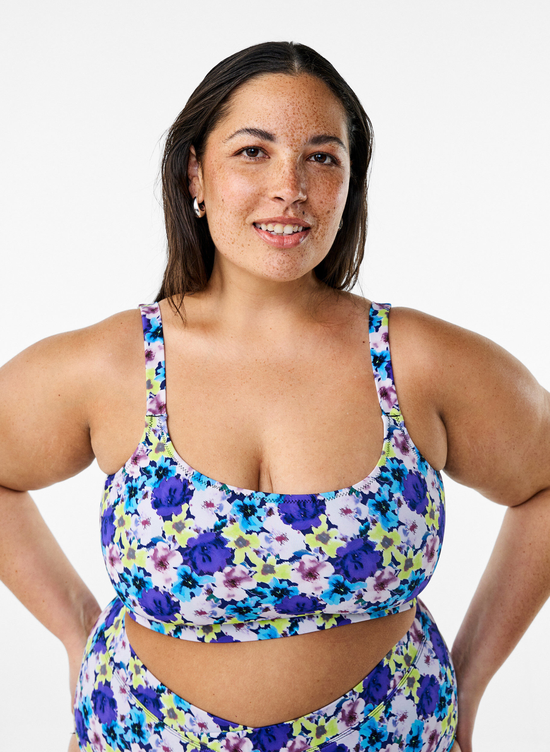 Zizzifashion Bikini top with adjustable straps, Purple, Model image number 0