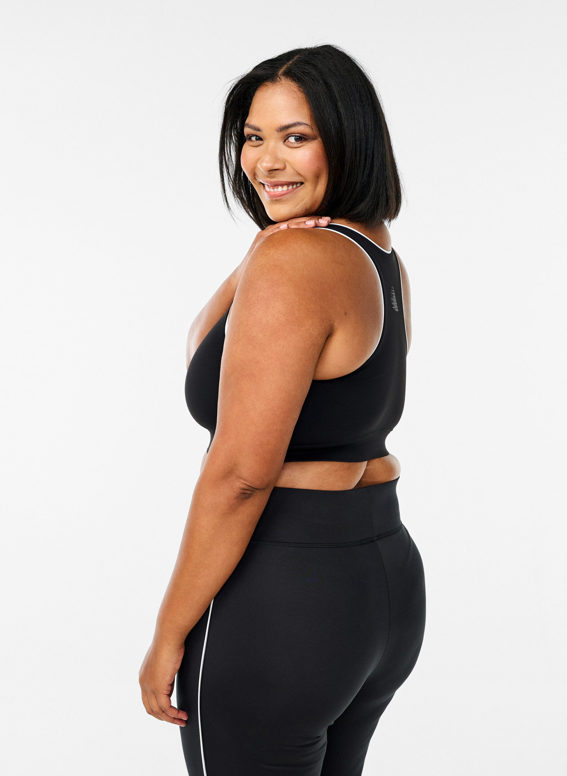 Zizzifashion Racerback sports bra with contrast piping, Black, Model image number 2