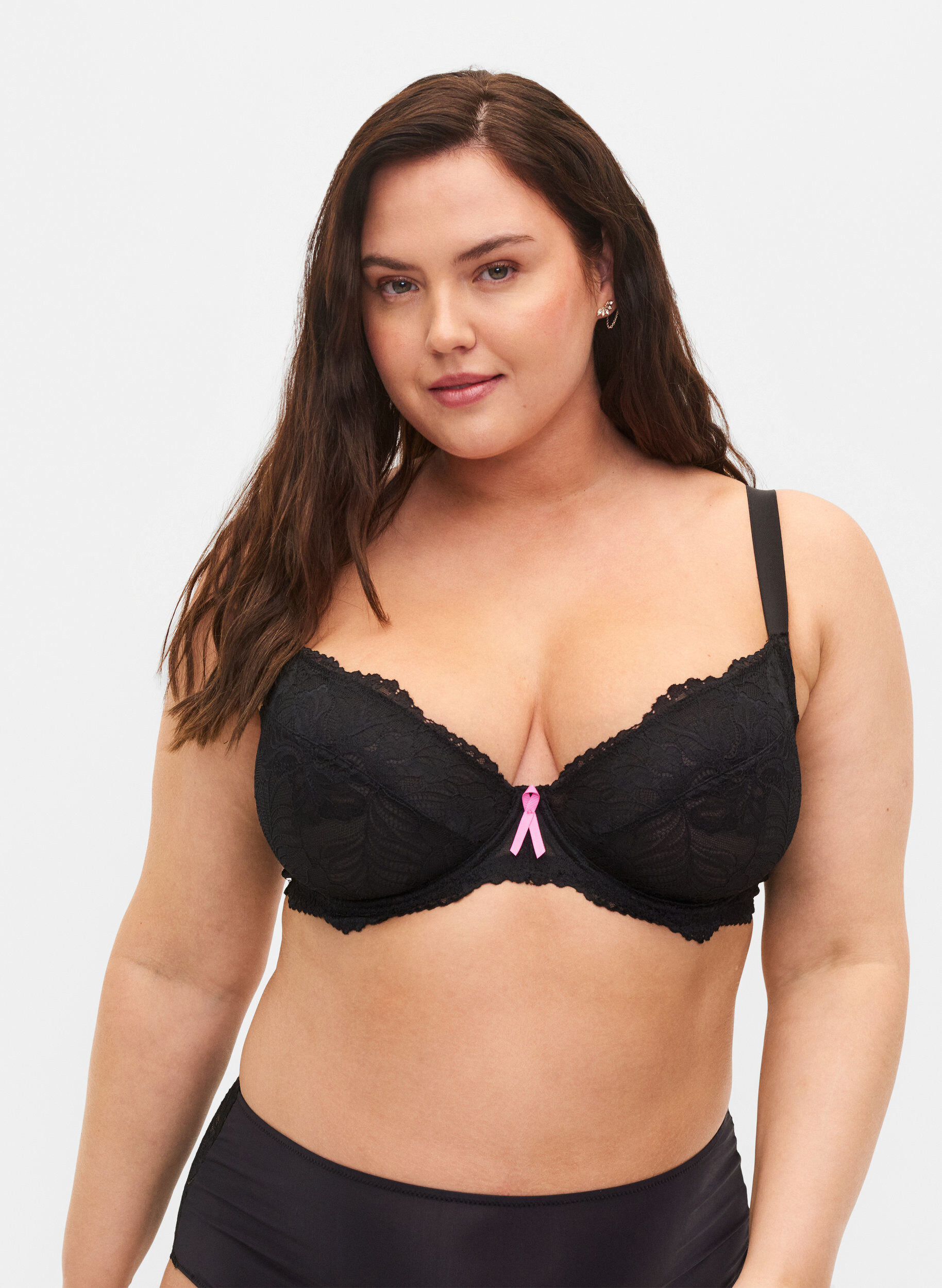 Zizzifashion Support the breasts - lace bra with underwire, Black, Model image number 0