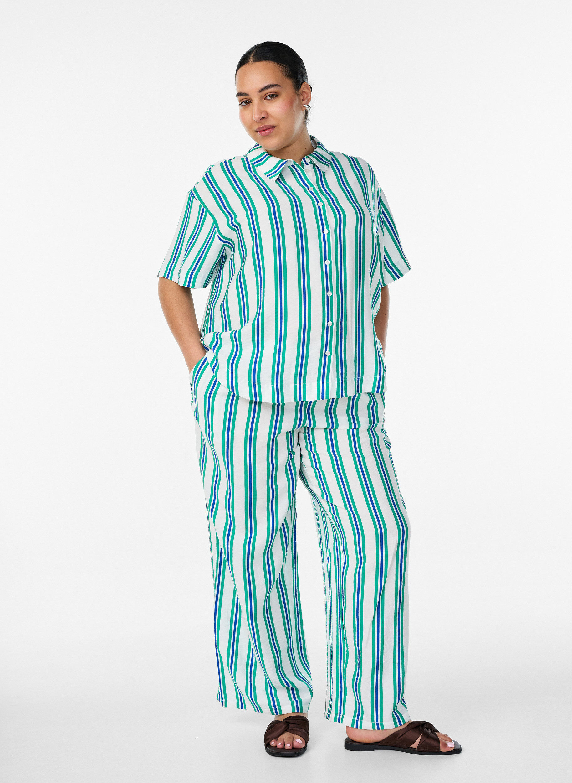 Zizzifashion Striped viscose shirt with short sleeves, Vanilla, Model image number 1