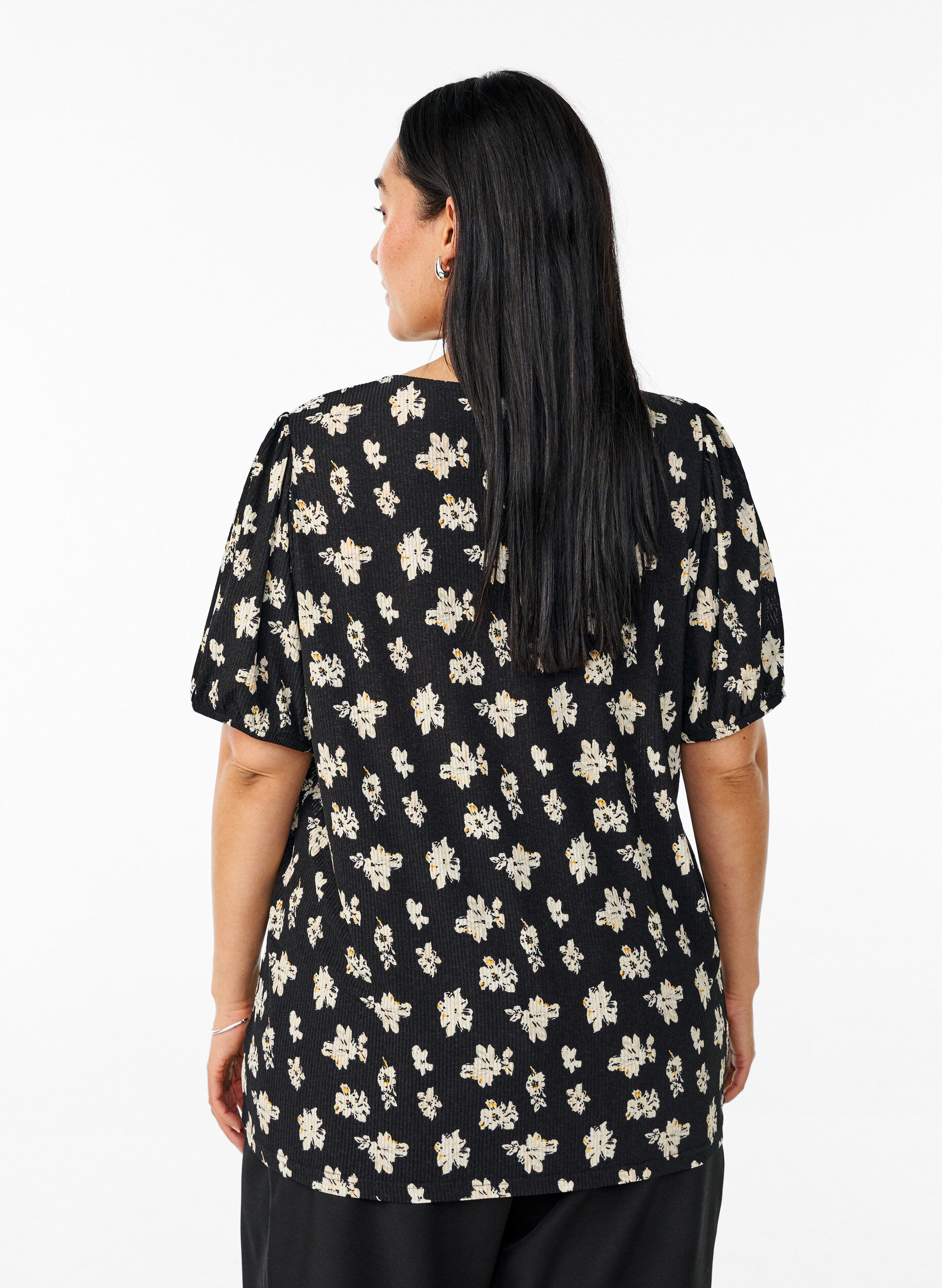 Zizzifashion Patterned blouse with short sleeves, Black, Model image number 2