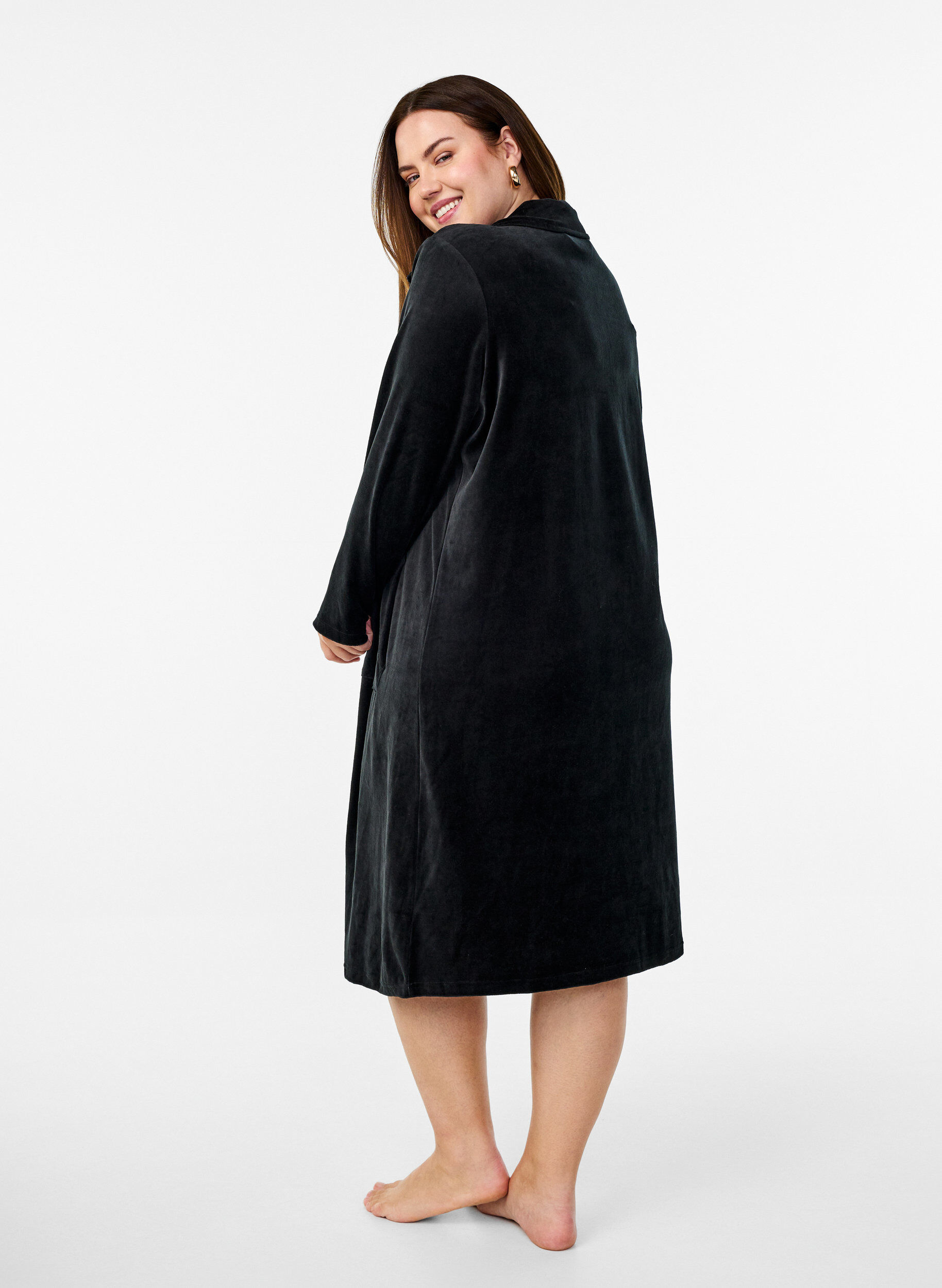 Zizzifashion Velour dressing gown with zipper and pockets, Black, Model image number 1