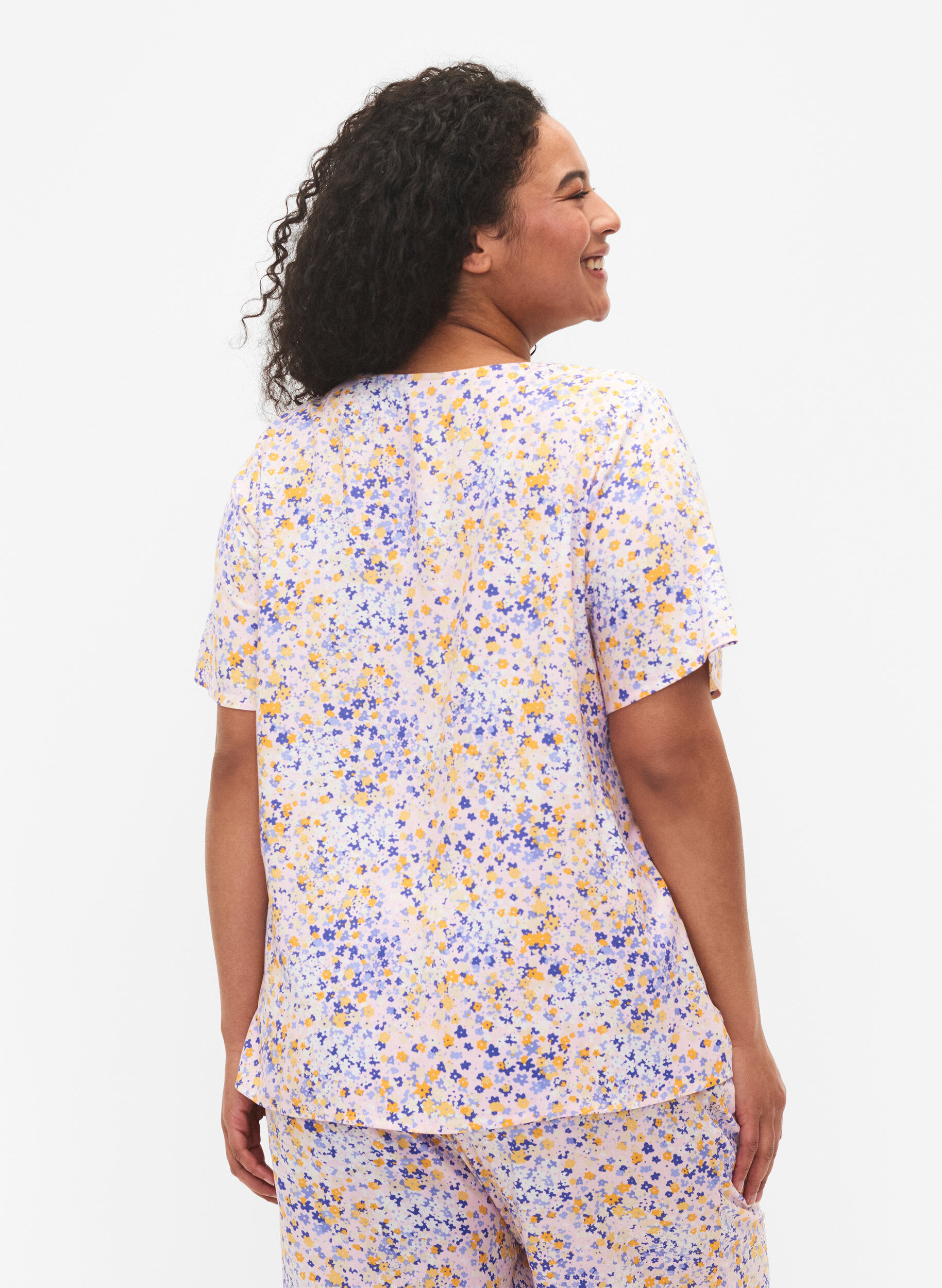 Zizzifashion Printed viscose nightshirt, Red, Model image number 2