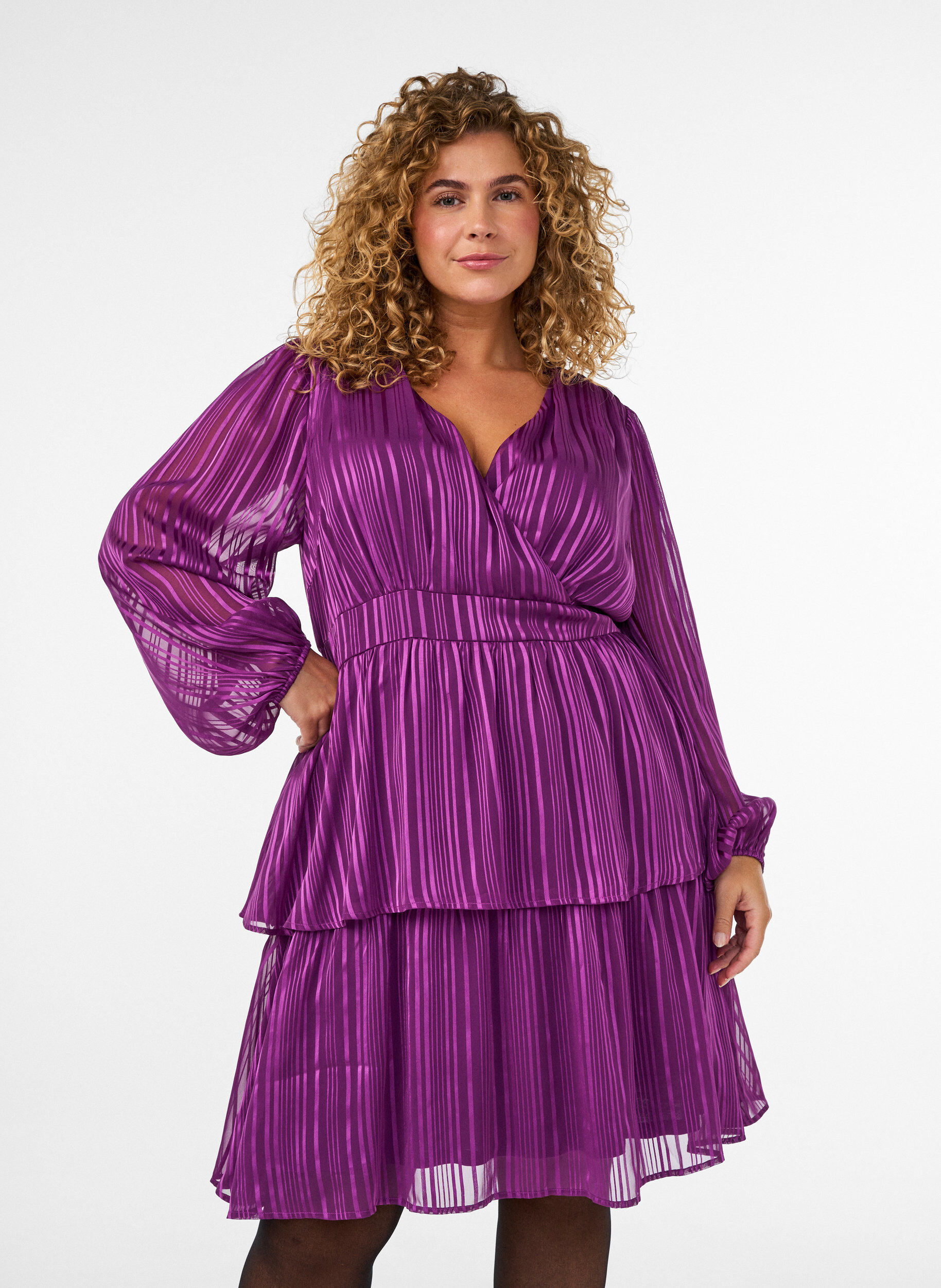 ZizzifashionKnee-length dress with sheer stripes and wrap effect, Purple, Model image number 0