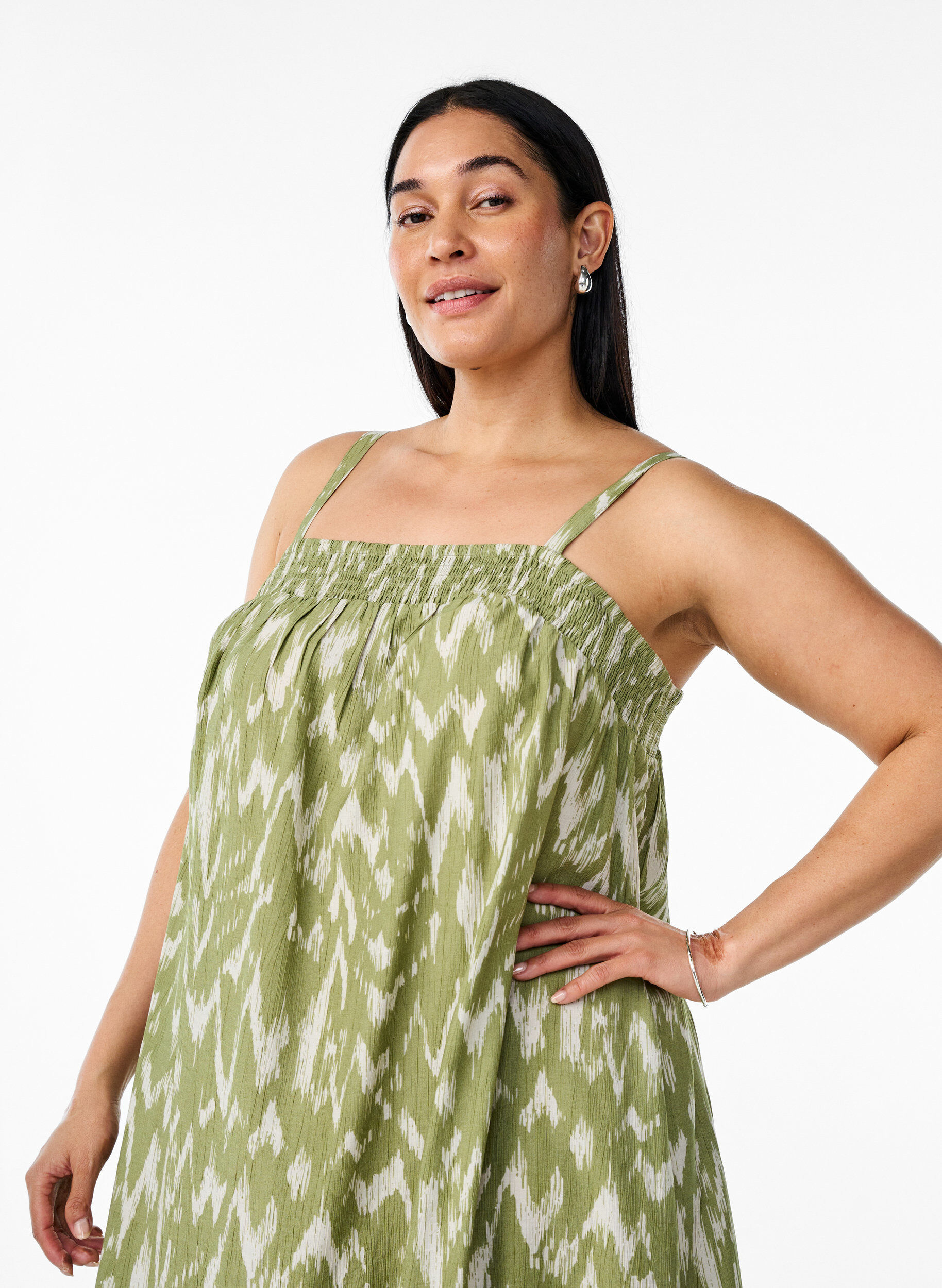 Zizzifashion Short viscose dress with spaghetti straps, Green, Model image number 2