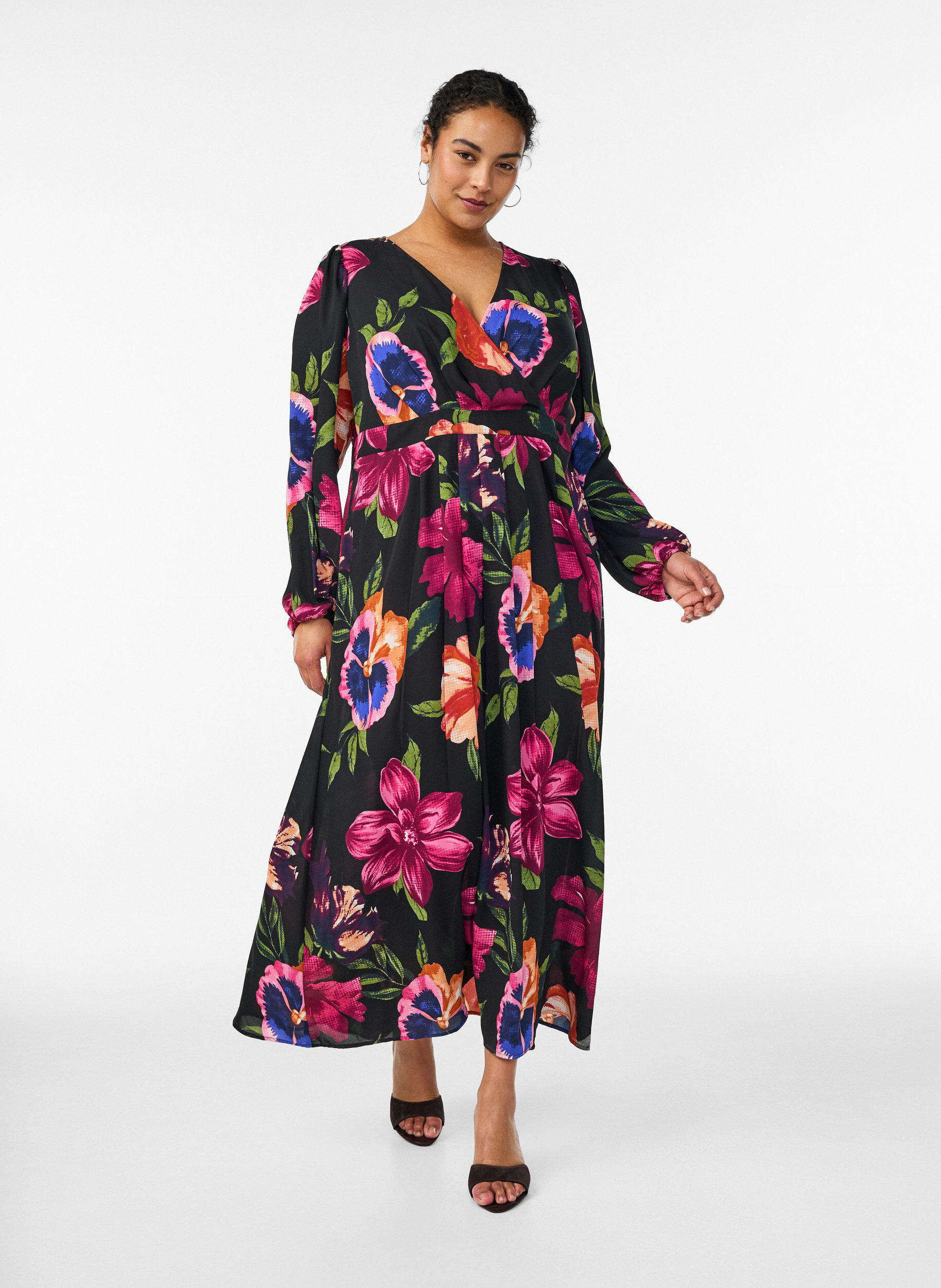 ZizzifashionMaxi dress with a wrap-over neckline and long sleeves, Black, Model image number 0