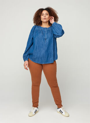 Denim blouse with long puff sleeves, Blue denim, Model image number 2