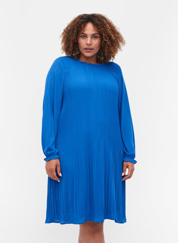 Long-sleeved plissé dress with ruffles, Dazzling Blue, Model image number 0