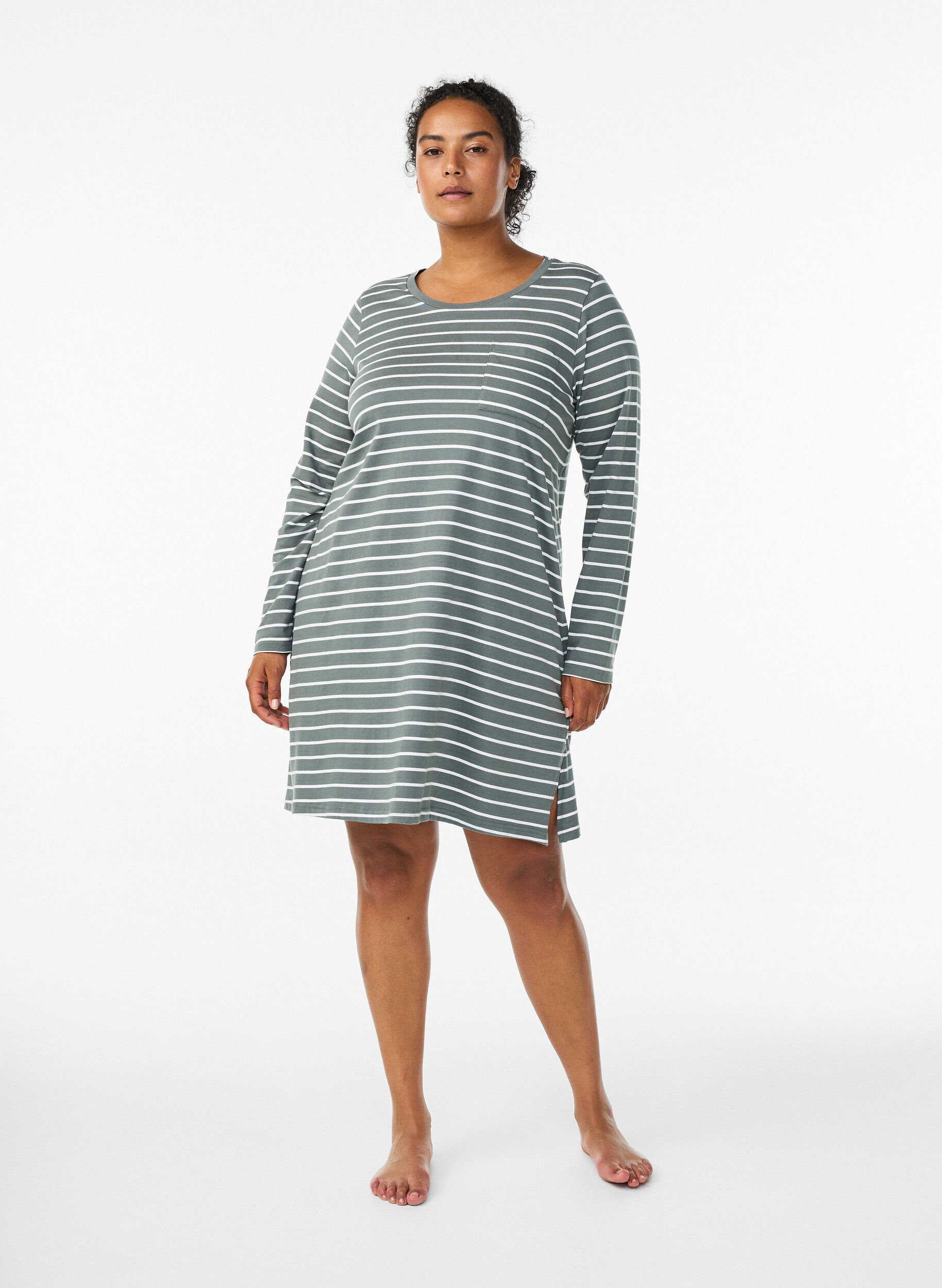 Zizzifashion Striped nightdress in organic cotton, Green, Model image number 1