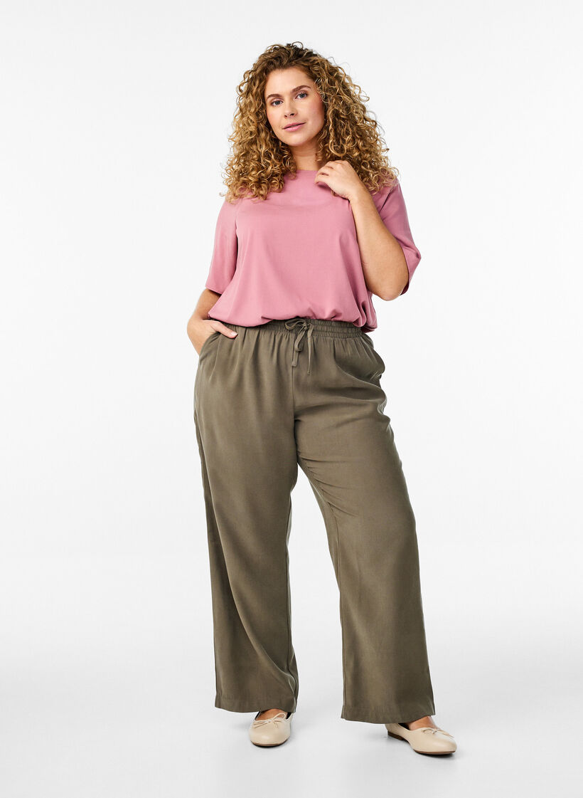 FLASH - Short-sleeved woven blouse with round neck, Rose, Model image number 1