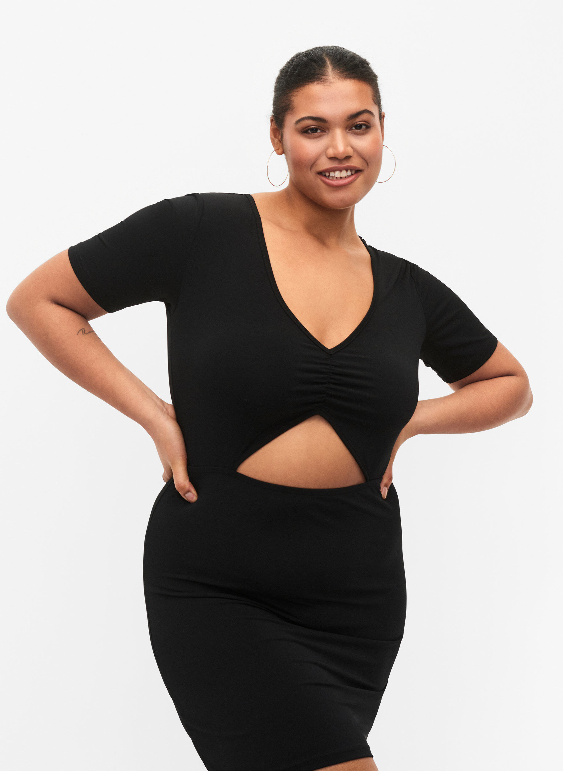 Zizzifashion Short dress with cut-out part, Black, Model image number 2