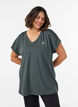 Loose training t-shirt with V-neck, Green, Model image number 0