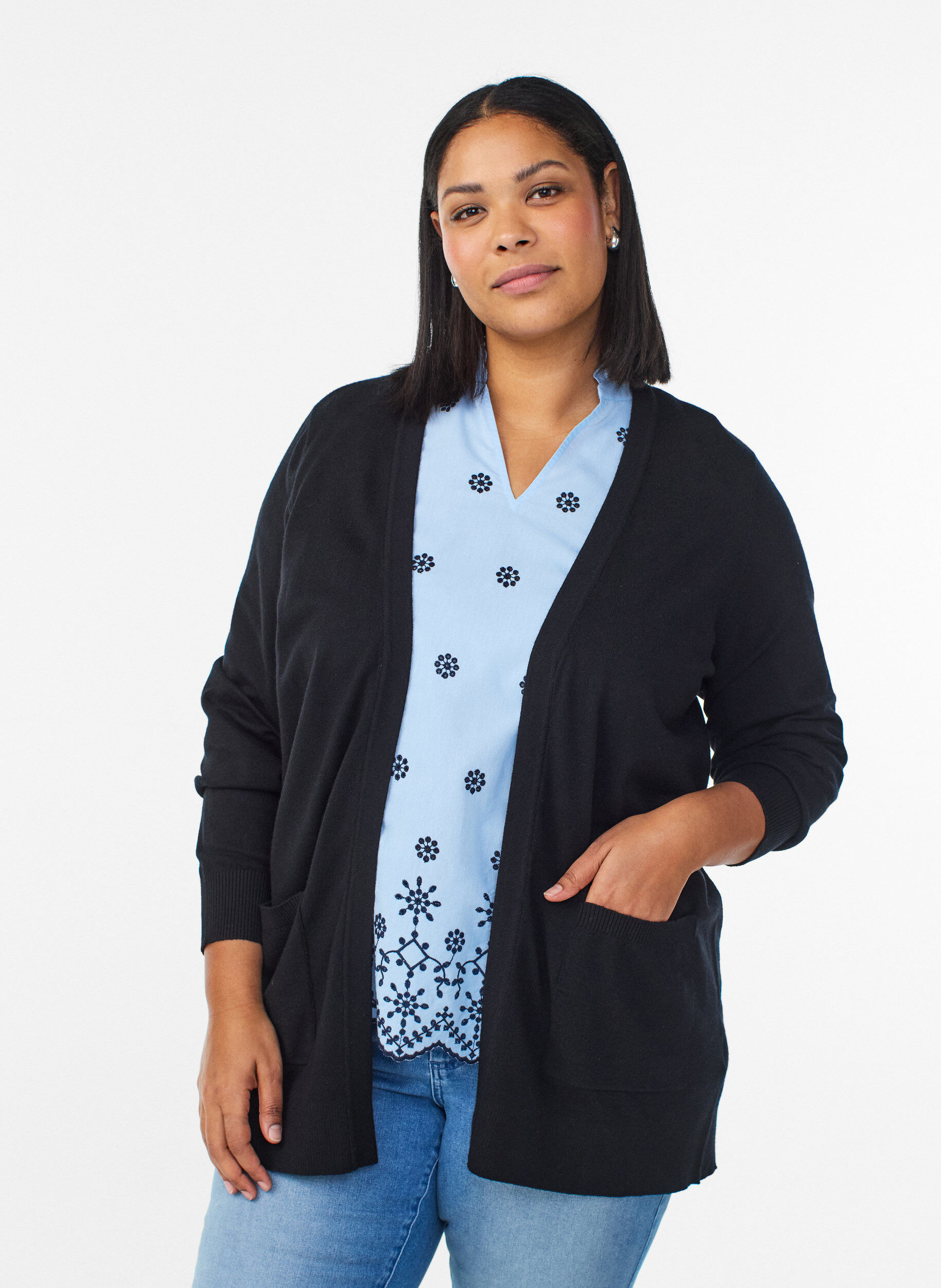 Long open-front knit cardigan with pockets, Black, Model