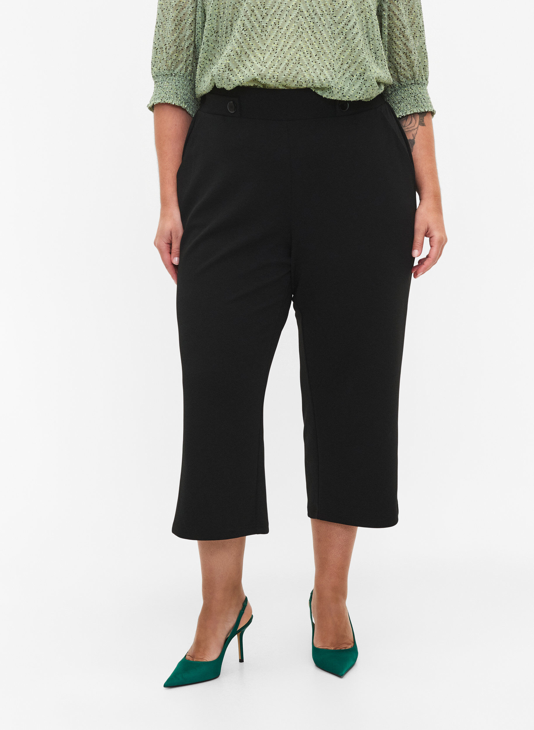 Zizzifashion Ankle length trousers with loose fit, Black, Model image number 3