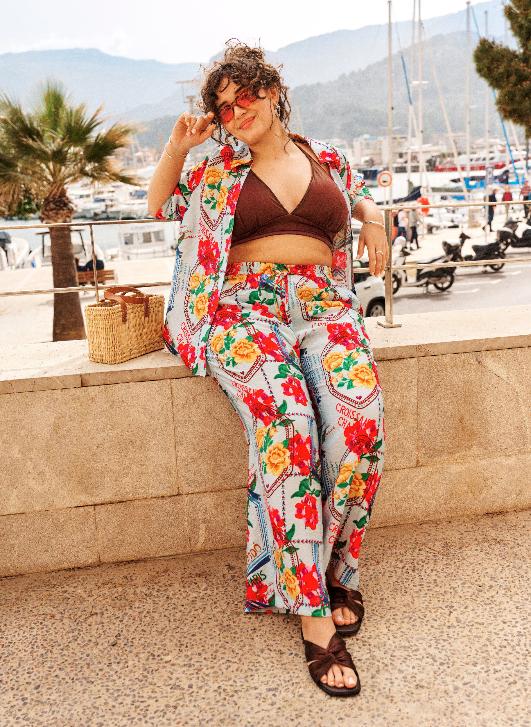 Zizzifashion Straight-leg trousers with a colourful print, Light Blue, Image image number 0