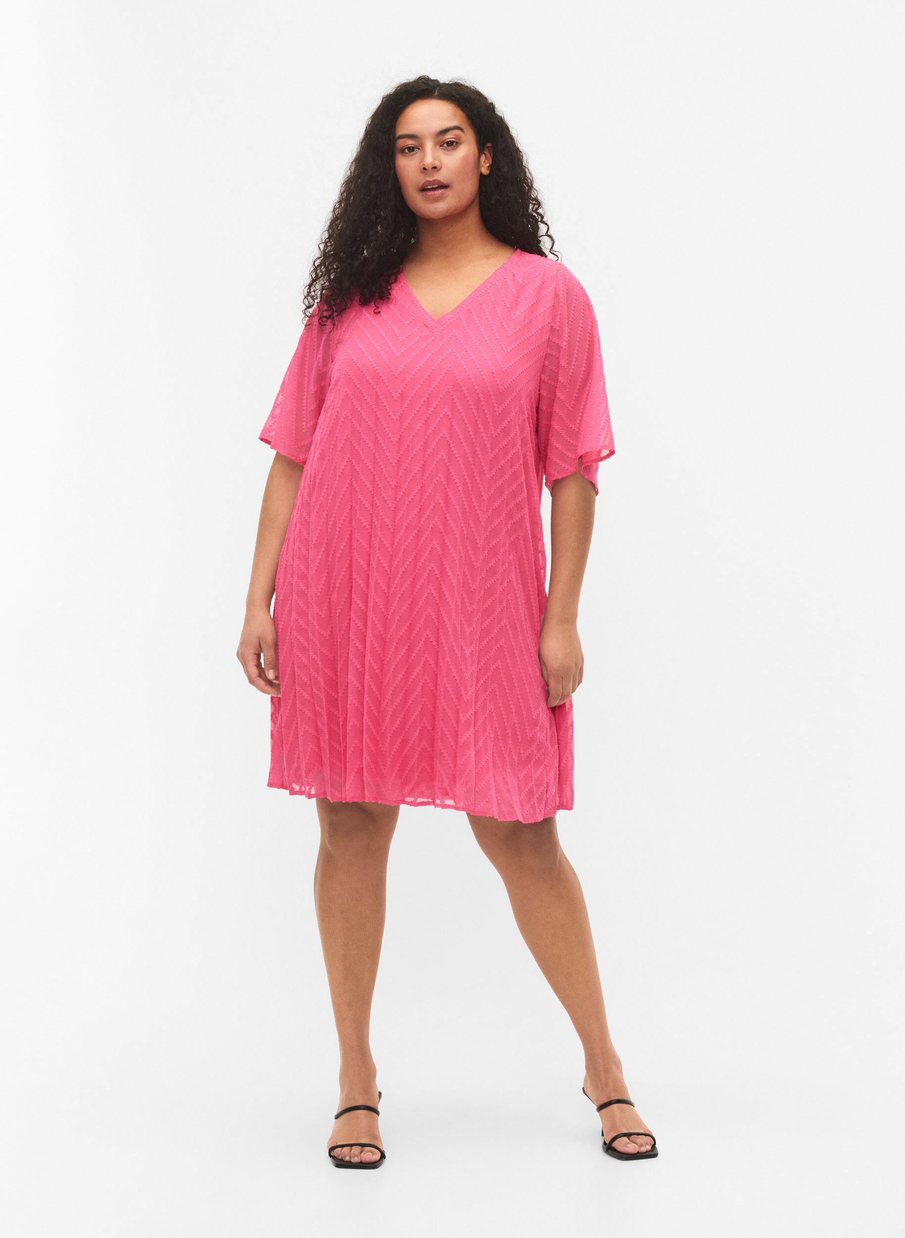 Zizzifashion Short sleeved pleated dress, Shocking Pink, Model image number 2