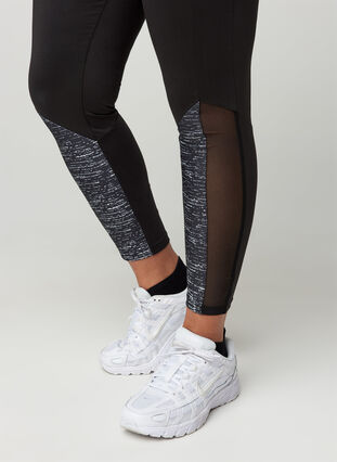Cropped exercise tights with print and mesh, Black, Model image number 3