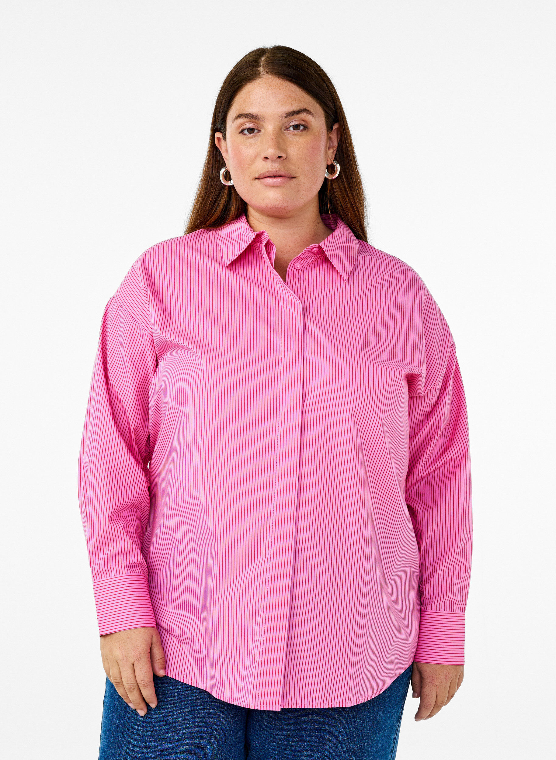 Loose long-sleeved shirt with stripes, Pink, Model