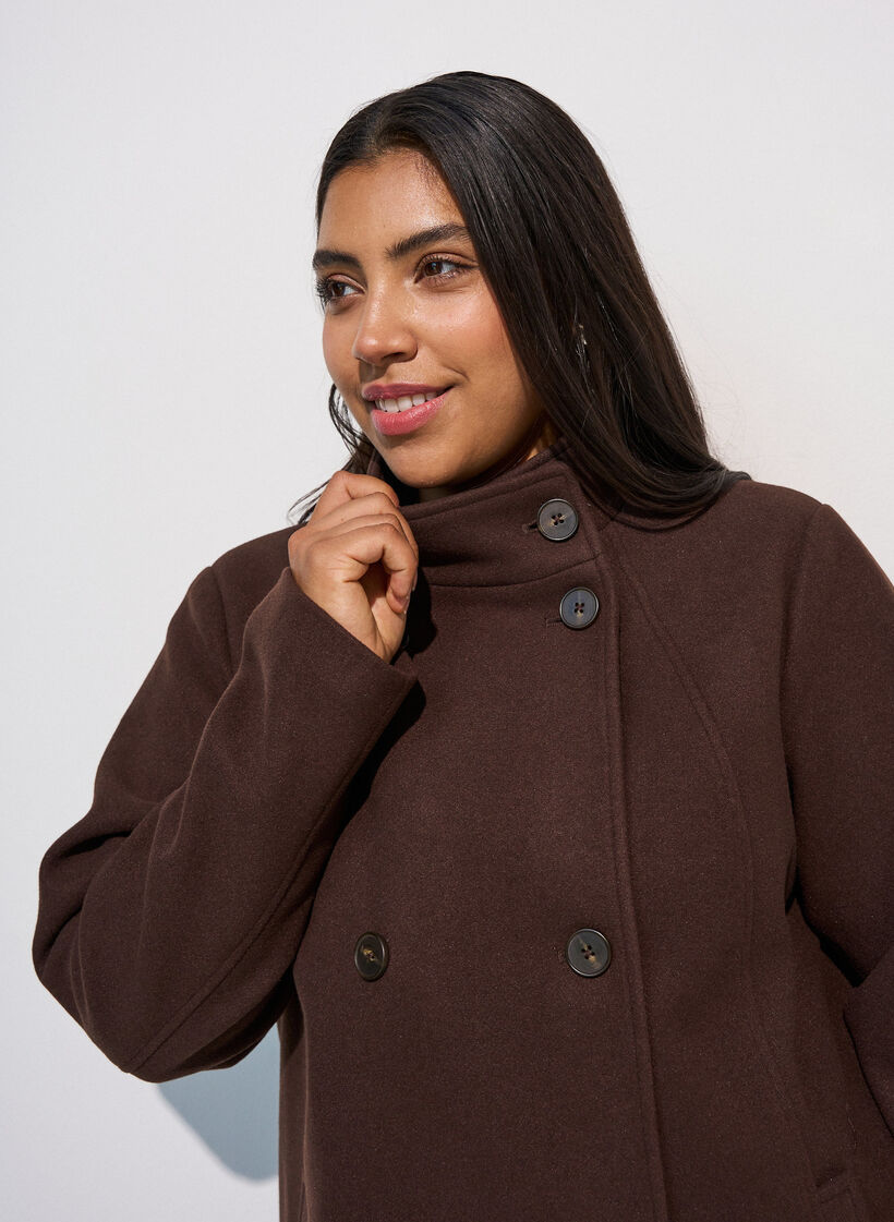 Short coat with A-line shape, Brown, Model image number 3