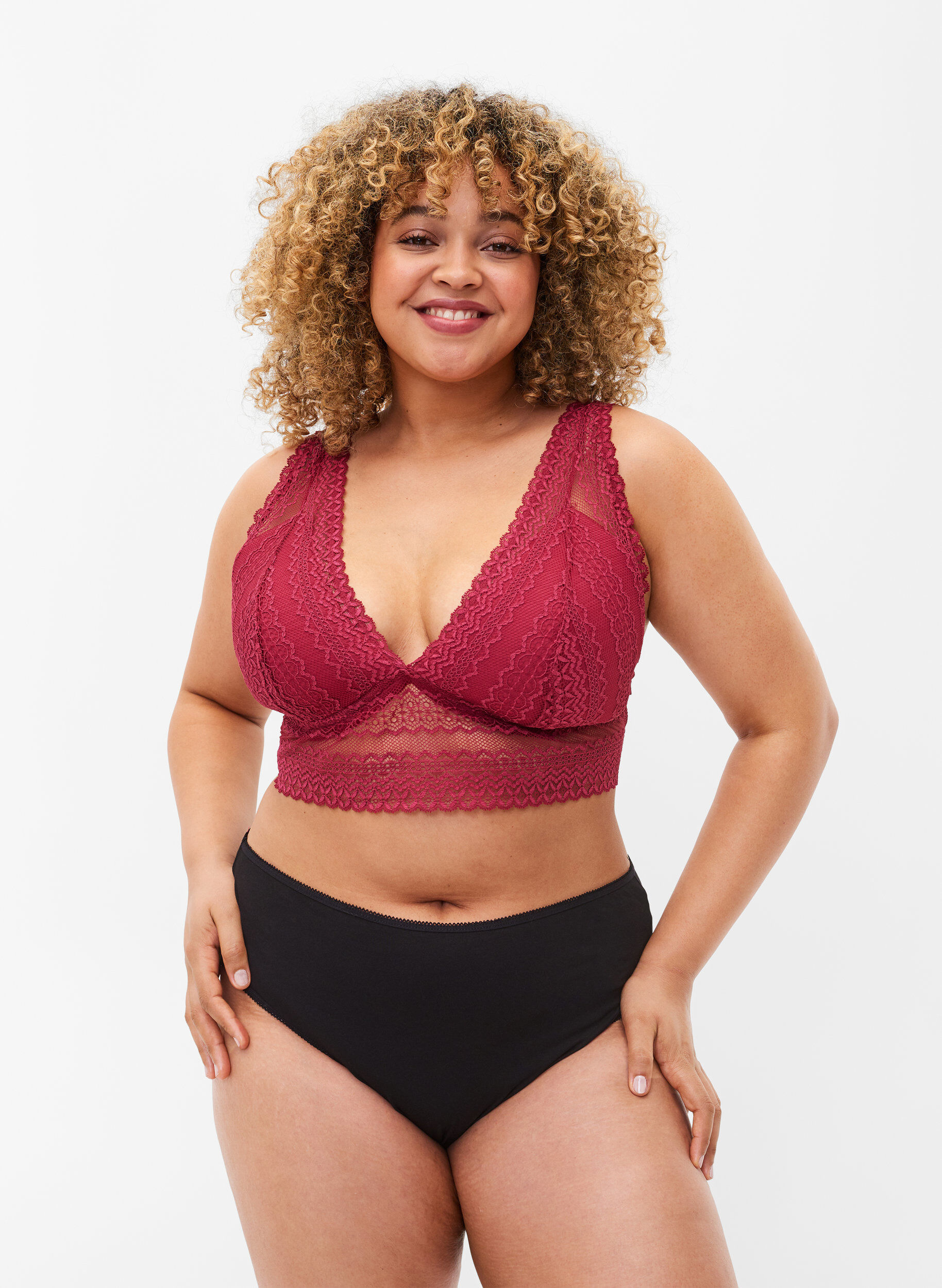 Lace bra with soft padding, Nocturne ASS, Model