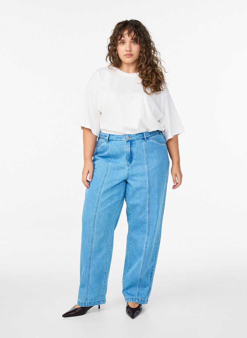 Kiana jeans with a straight fit and bold stitching, Light Blue, Model image number 0