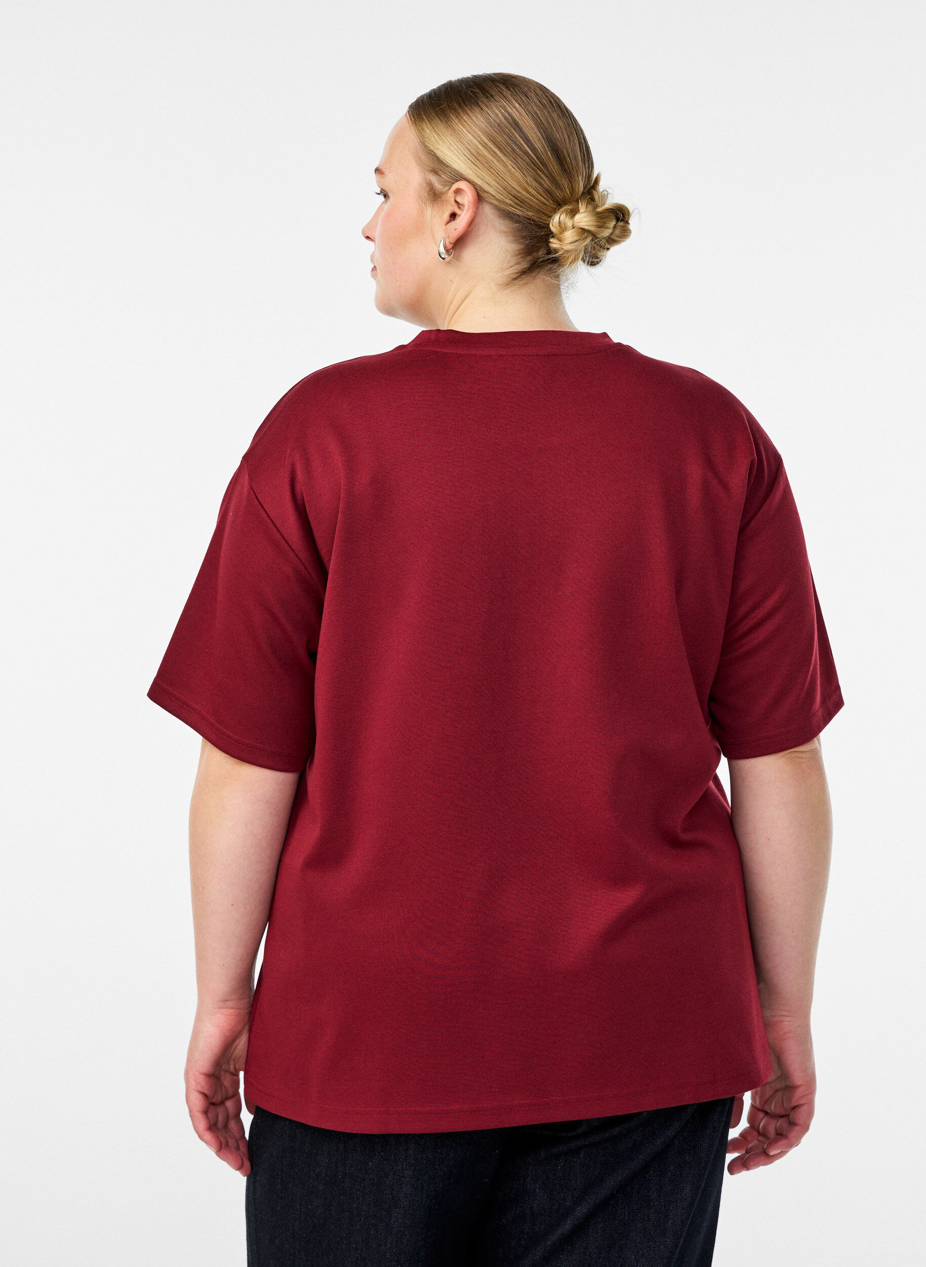 Zizzifashion T-shirt with rhinestones and round neck, Dark Bordeaux, Model image number 2