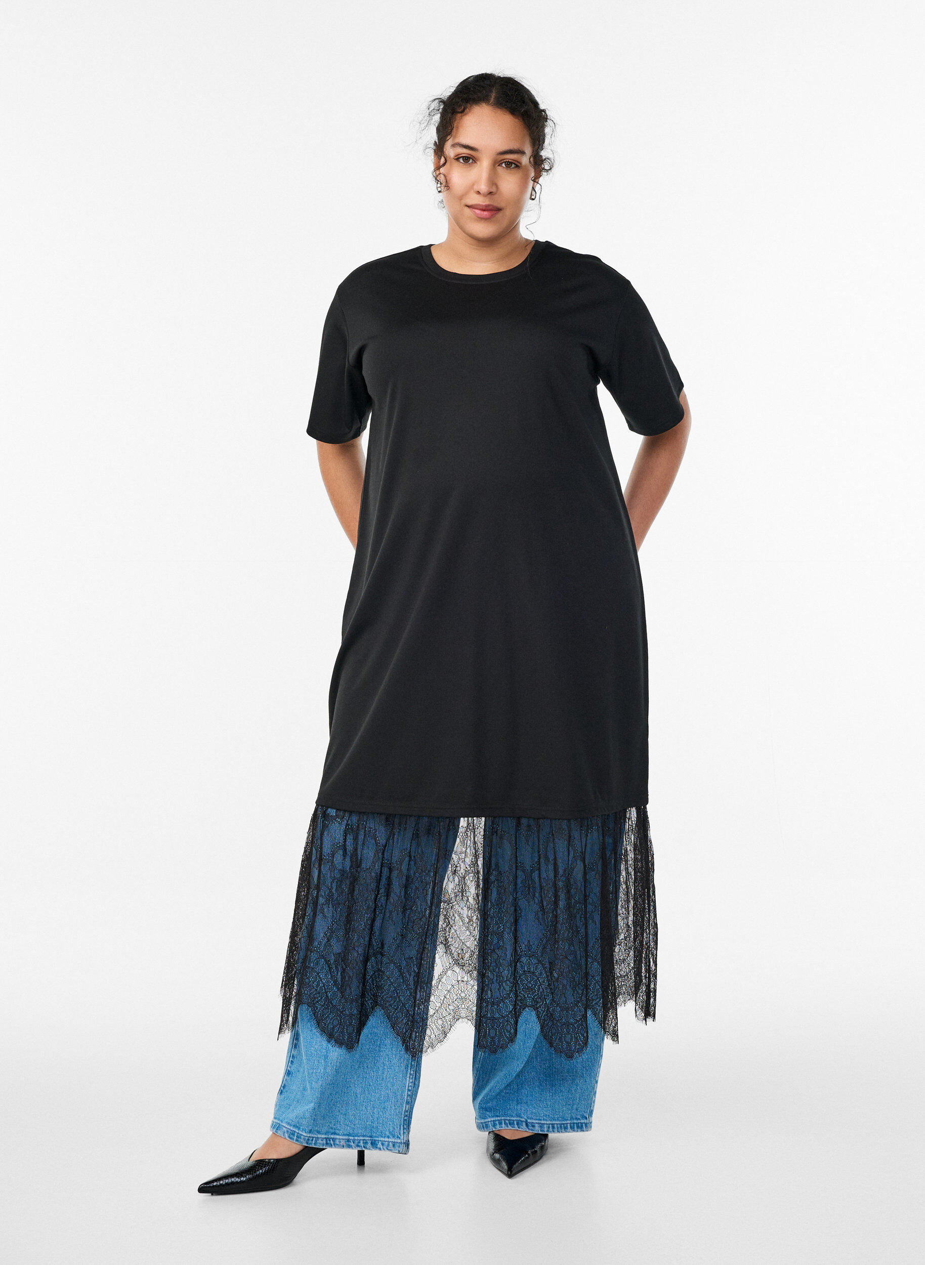 Jersey T-shirt dress with a lace layer, Black, Model