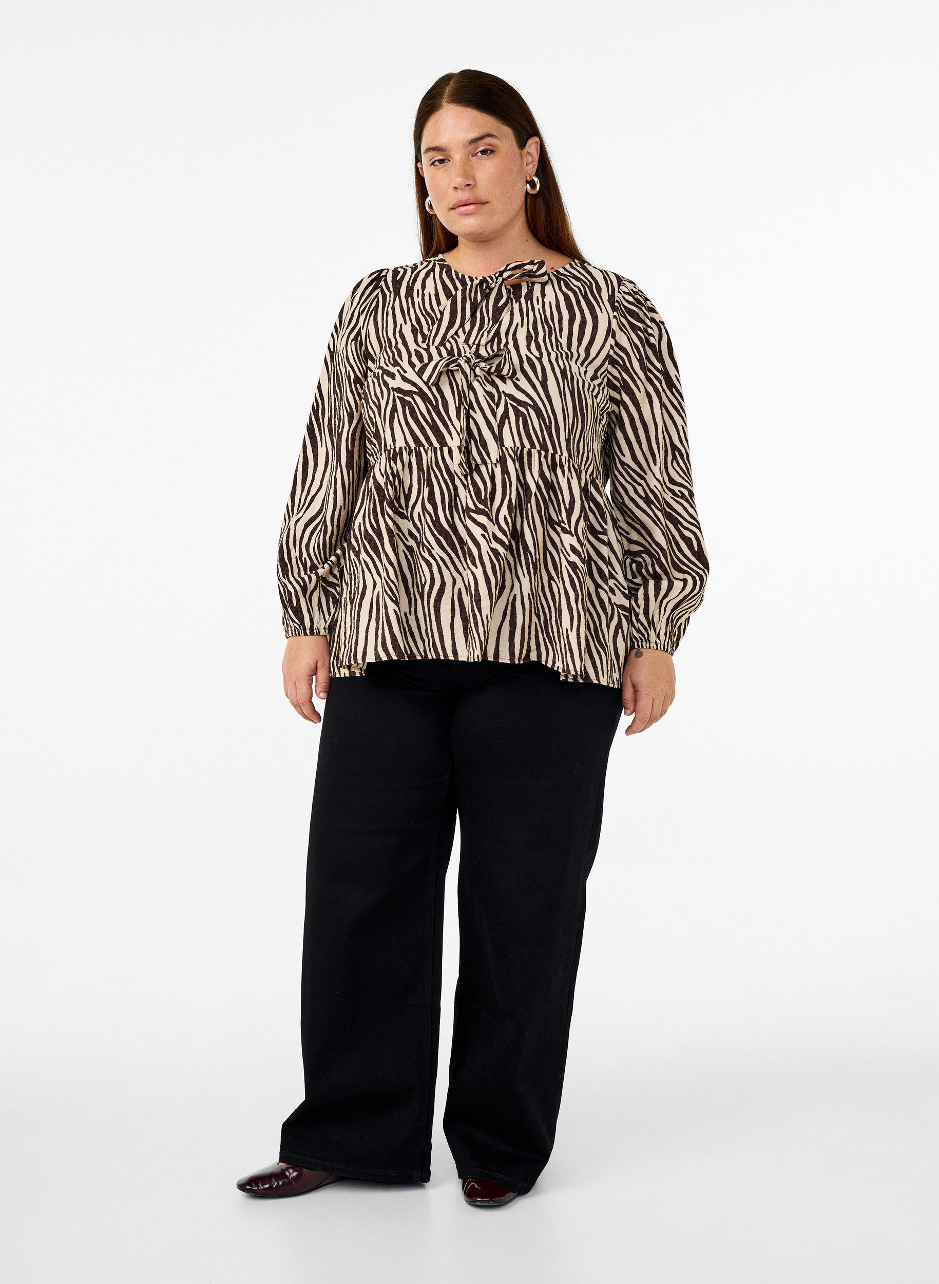 Zizzifashion Peplum blouse with tie and leopard print, Brown, Model image number 1