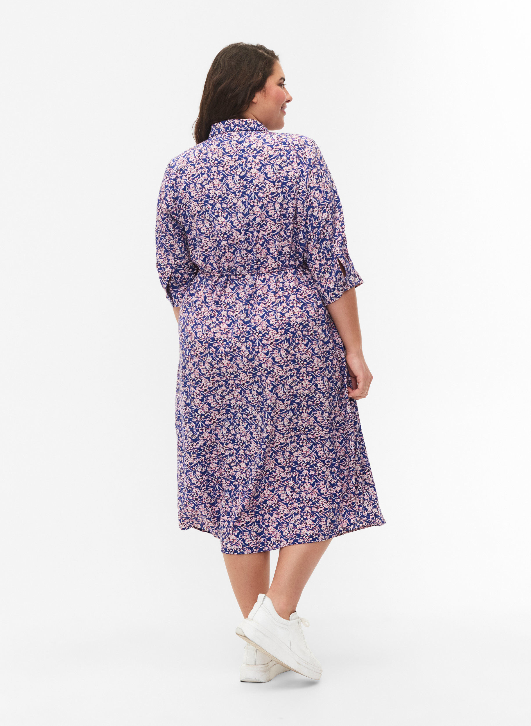 Zizzifashion FLASH - Shirt dress with floral print, Strong Blue Flower, Model image number 1