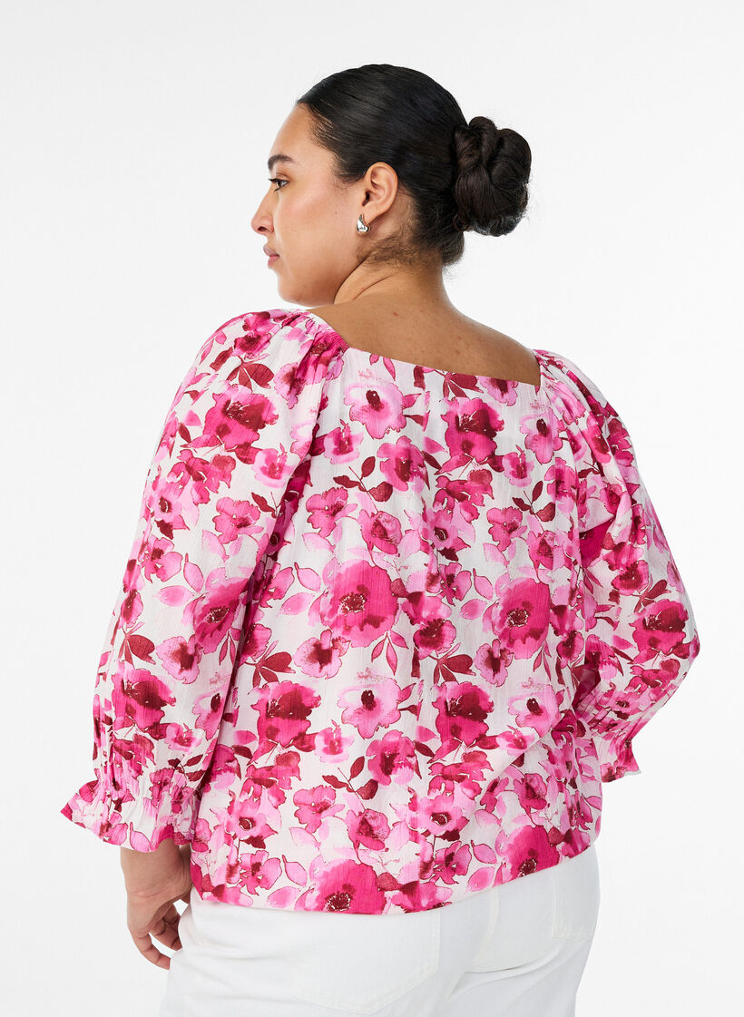 Viscose blouse with a square neck and 3/4-sleeves, Pink, Model image number 2