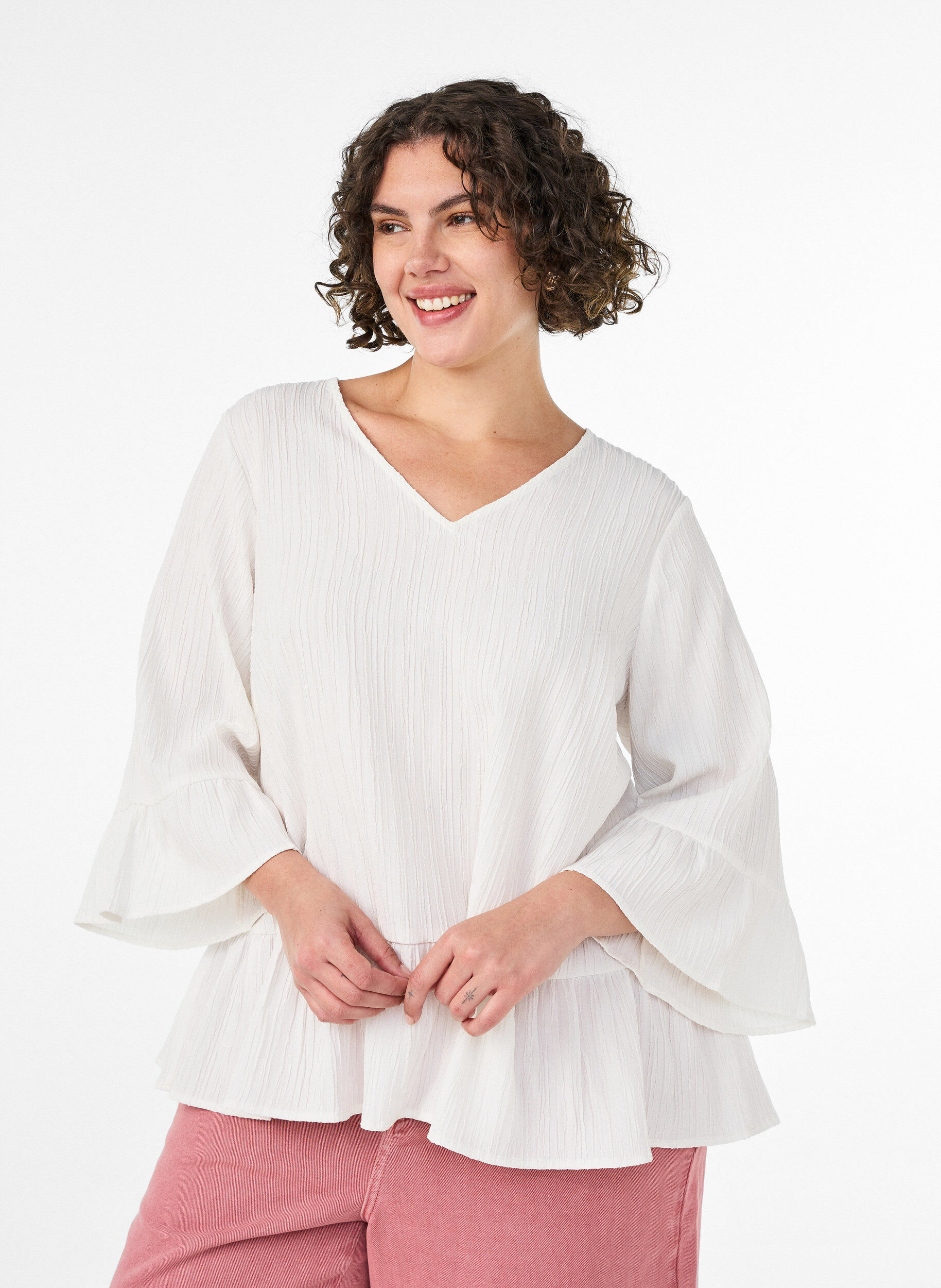 Zizzifashion Blouse with texture, V-neck and ruffles, Vanilla, Model image number 0