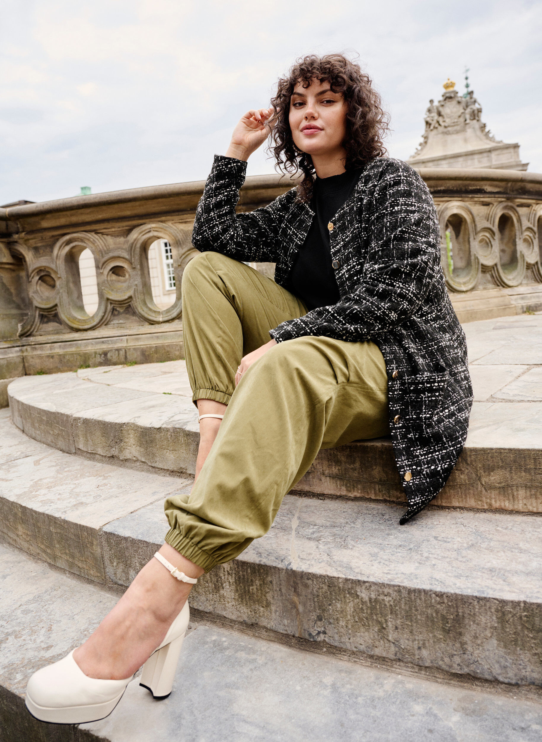 Zizzifashion Tapered fit pants with elastic, Martini Olive, Image image number 0