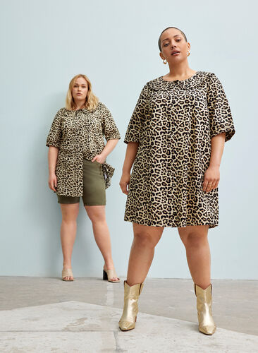 Short-sleeved cotton tunic with leopard print, Oyster Grey AOP, Image image number 0
