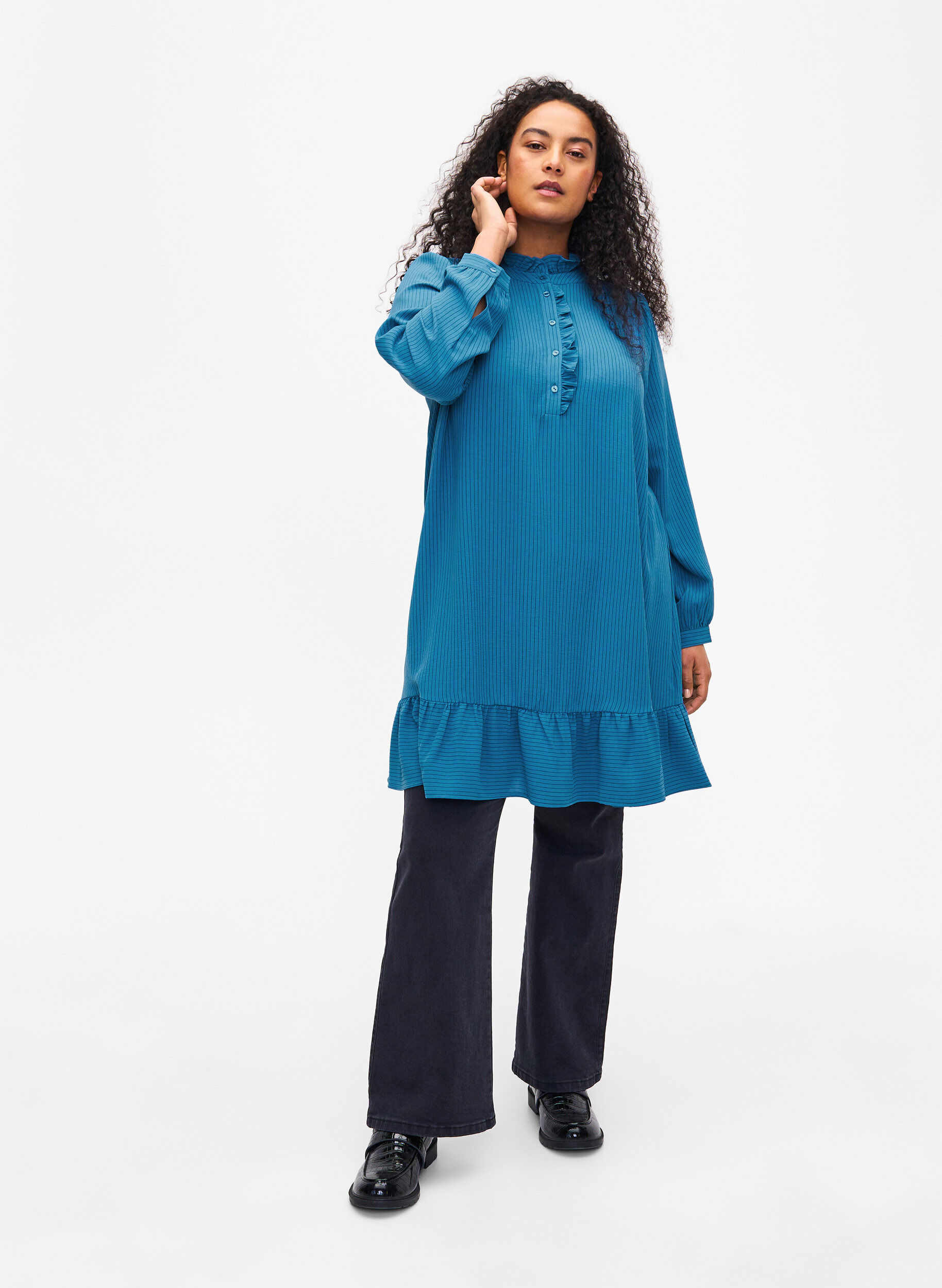 Zizzifashion Striped dress with ruffle details, Blue, Model image number 1