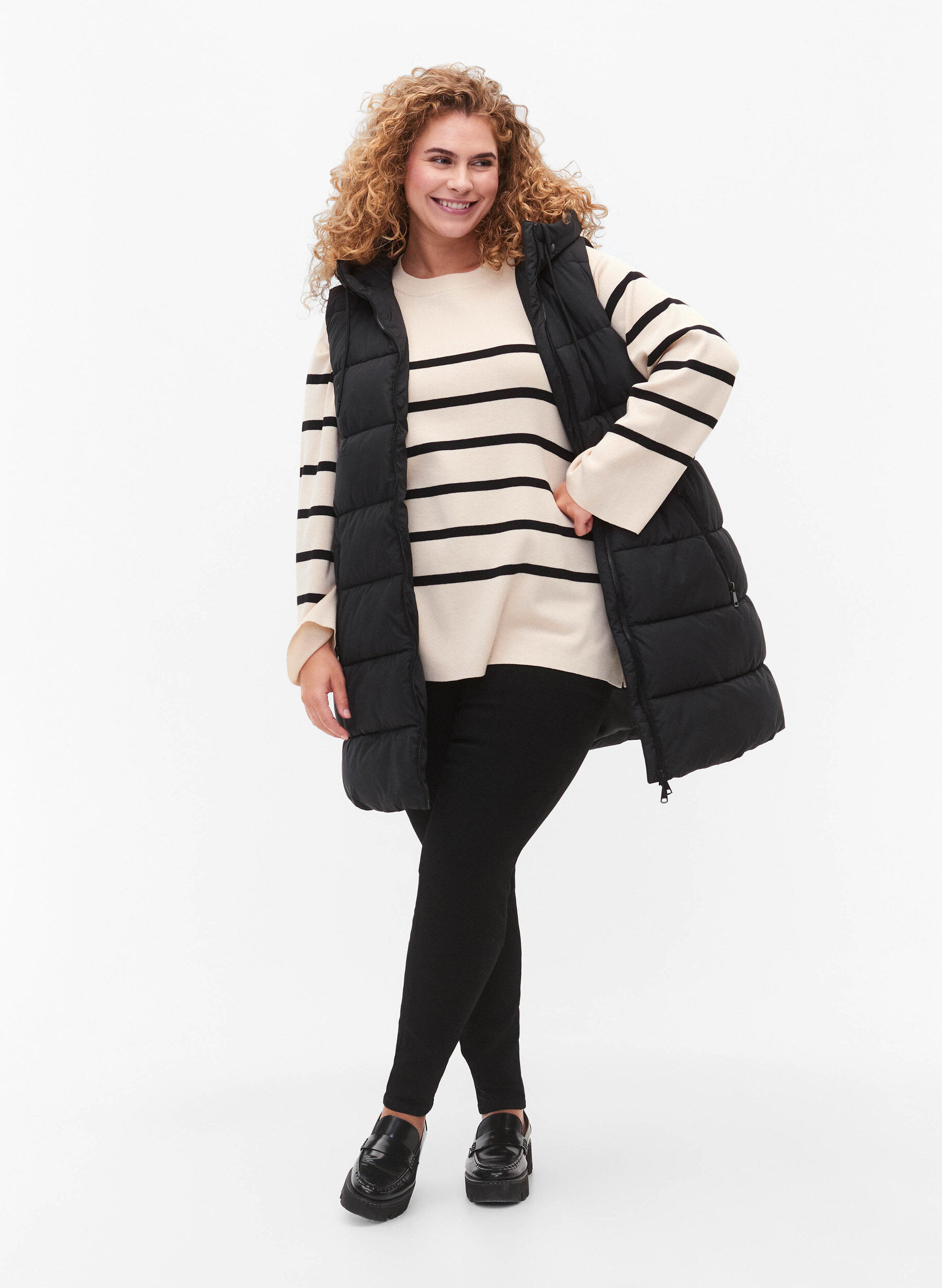 ZizzifashionLong vest with hood and pockets, Black, Model image number 1
