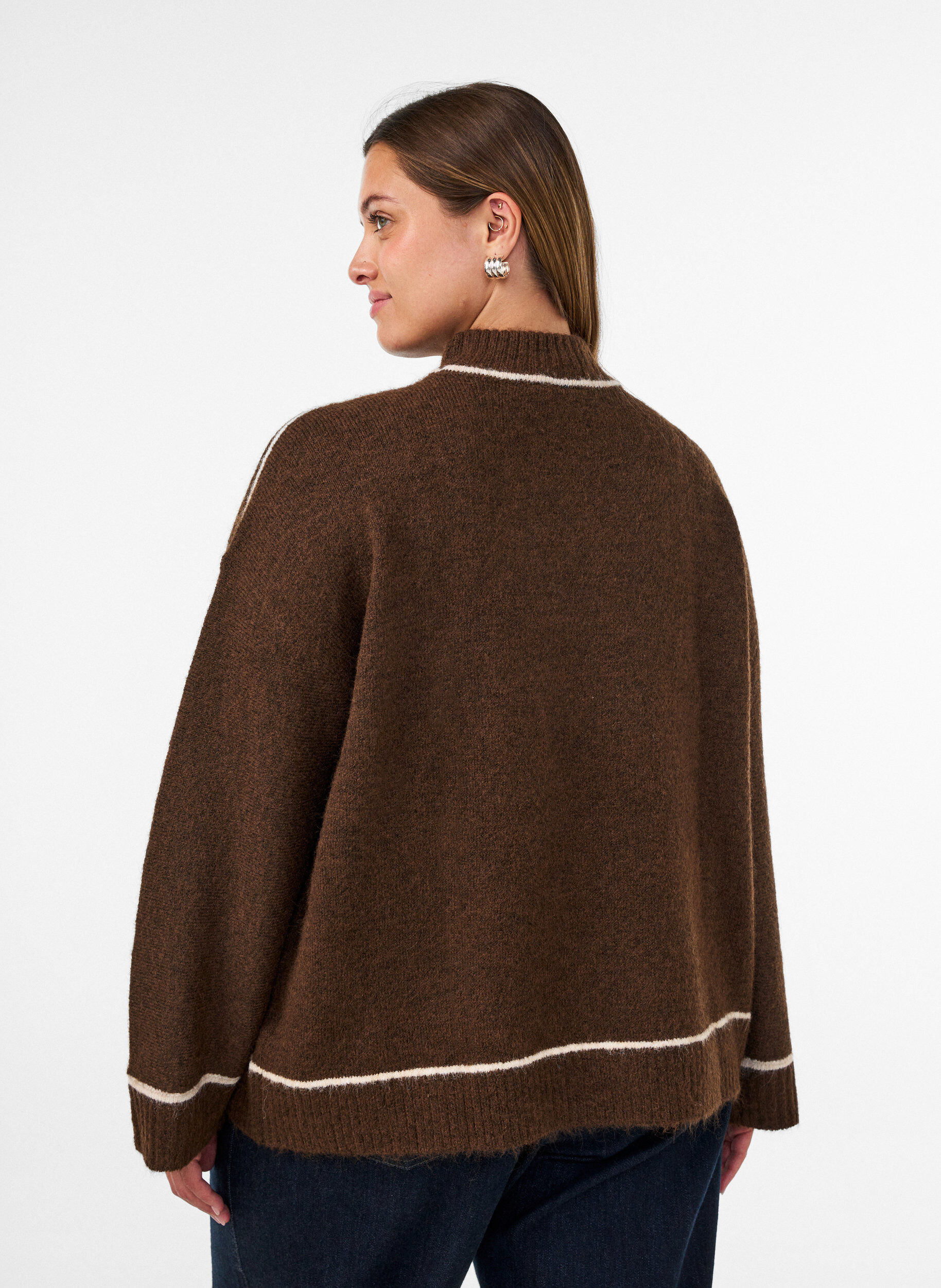 ZizzifashionKnitted jumper with turtleneck and contrast stripes, Brown, Model image number 2