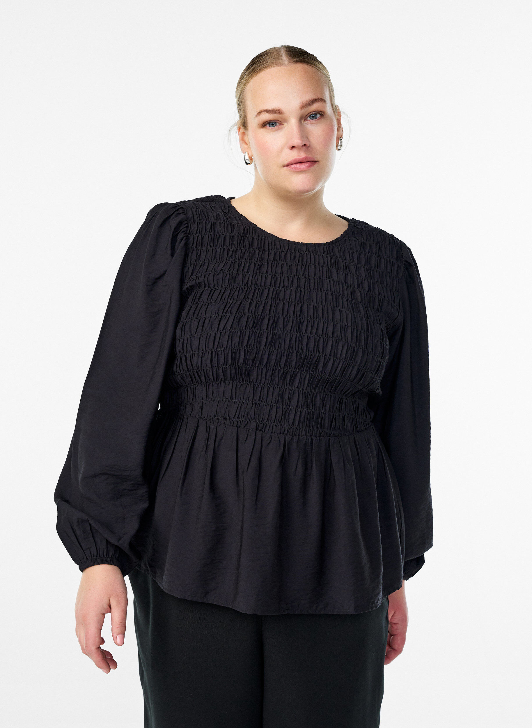 ZizzifashionBlouse with smock and long sleeves, Black, Model image number 0