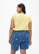 High-waist denim shorts with embroidered hearts, Light Blue, Model image number 2