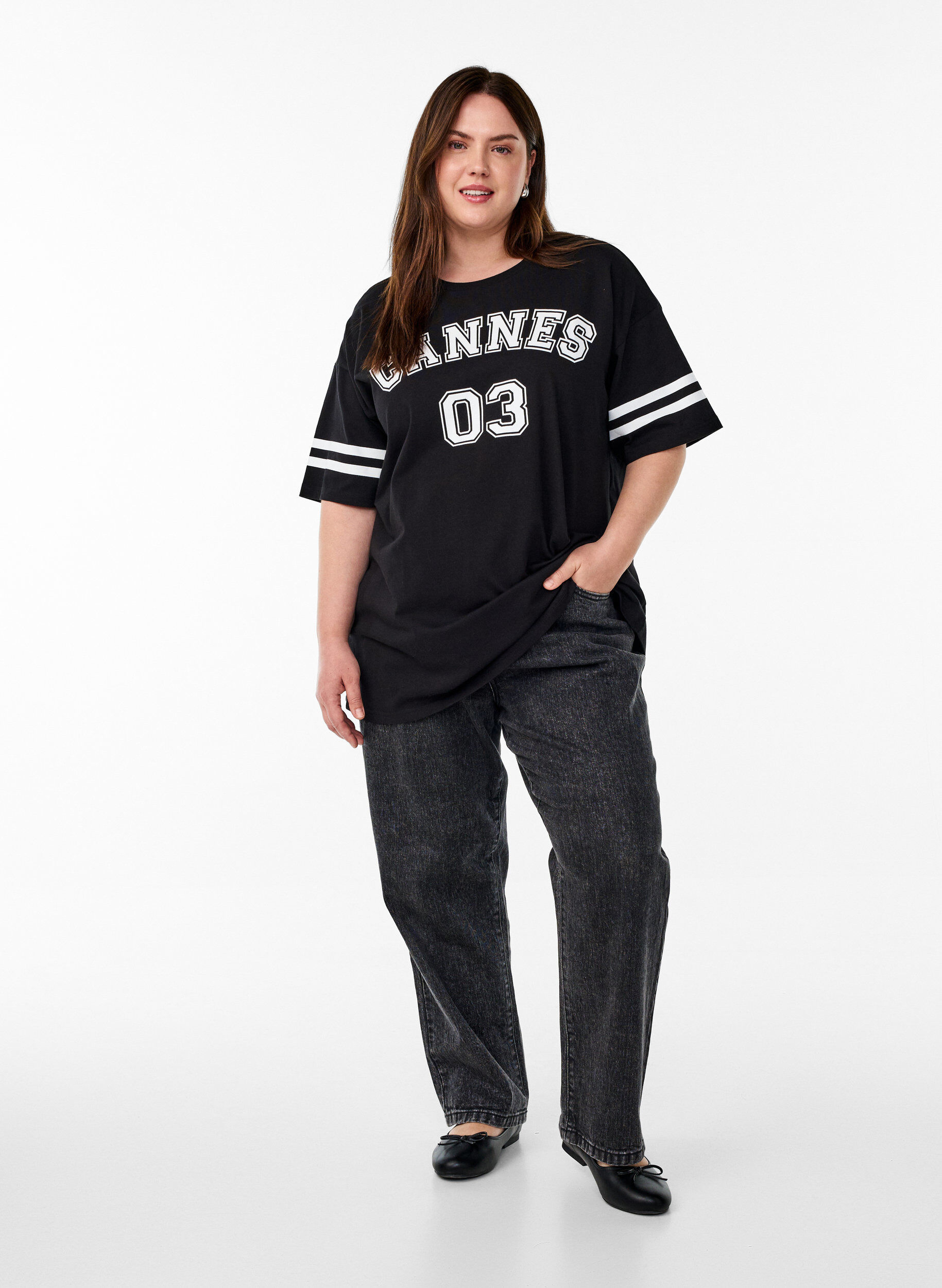 Zizzifashion Sporty oversized college T-shirt, Black, Model image number 1