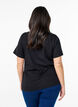 T-shirt in organic cotton with chest pocket, Black, Model image number 2