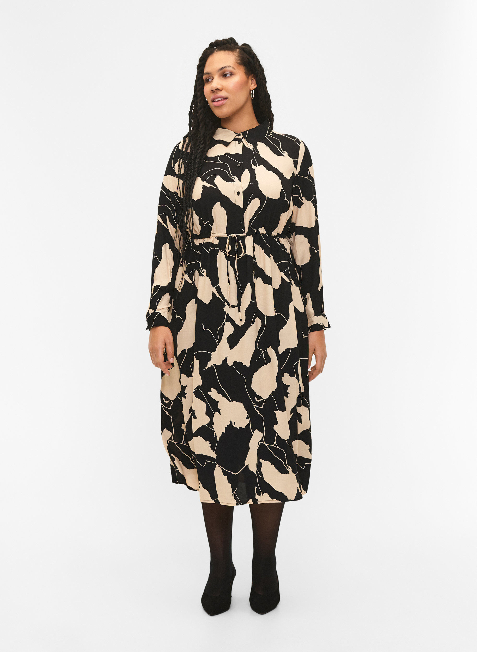 Zizzifashion Long-sleeved midi dress in viscose with print, Black AOP, Model image number 3