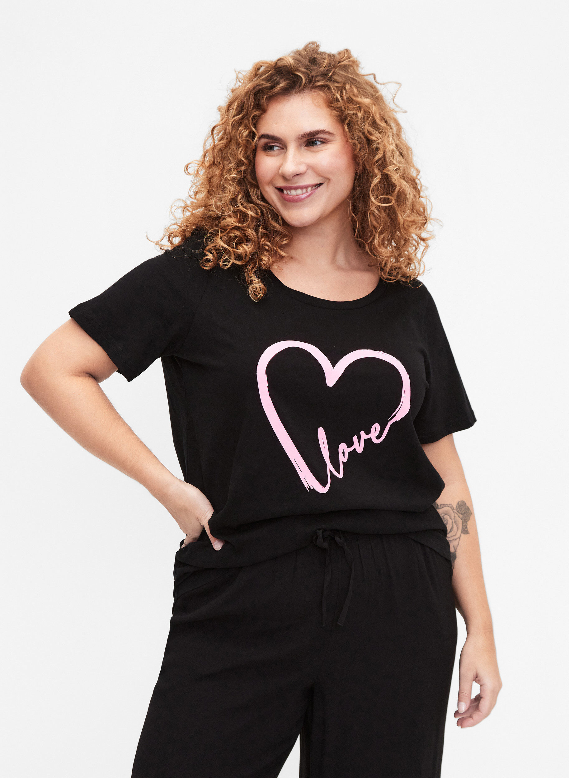 Zizzifashion Crew neck cotton T-shirt with print, Black W. Heart L., Model image number 0