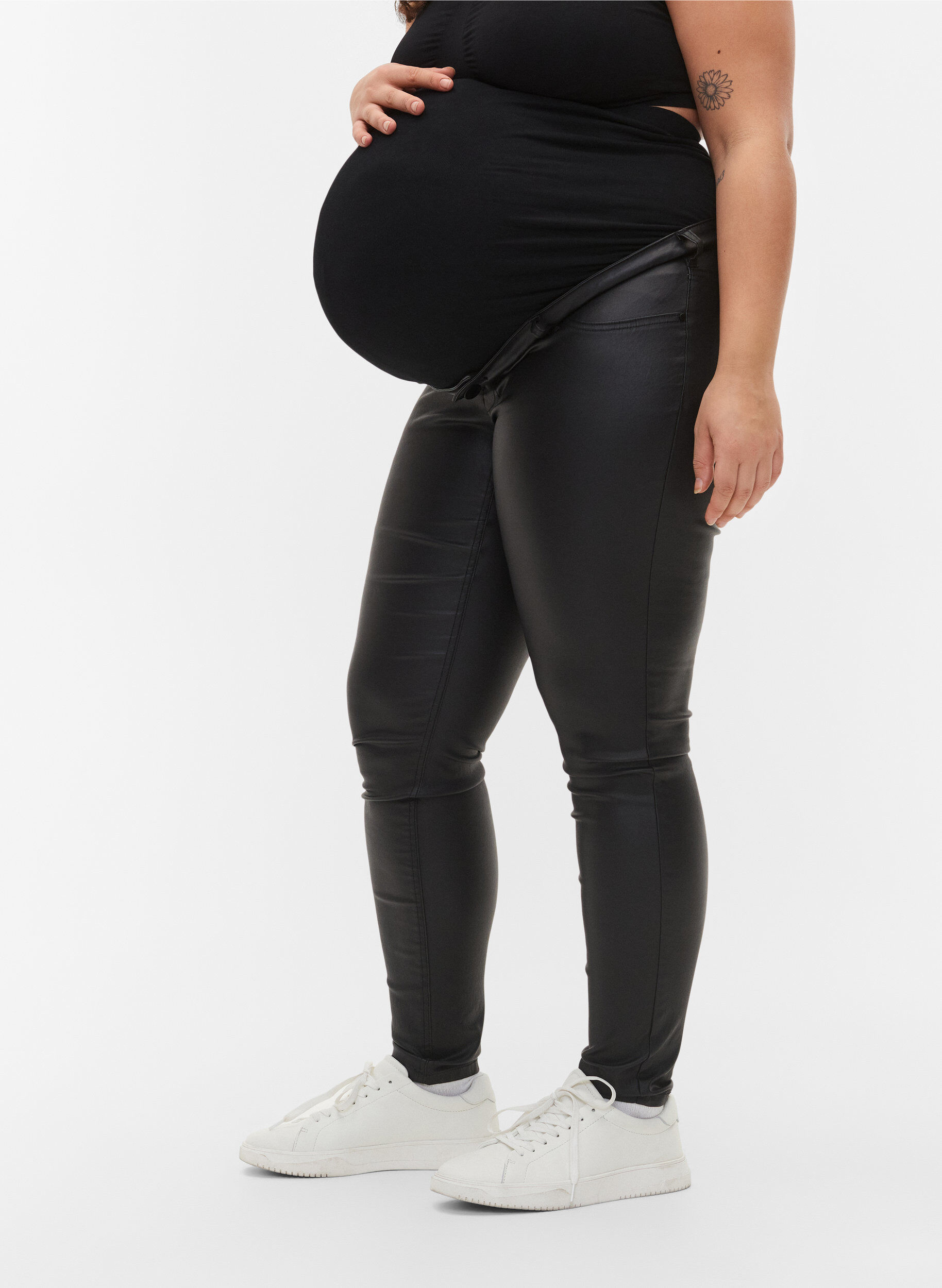 Zizzifashion 	 Coated Pregnancy Pants, Black, Model image number 2