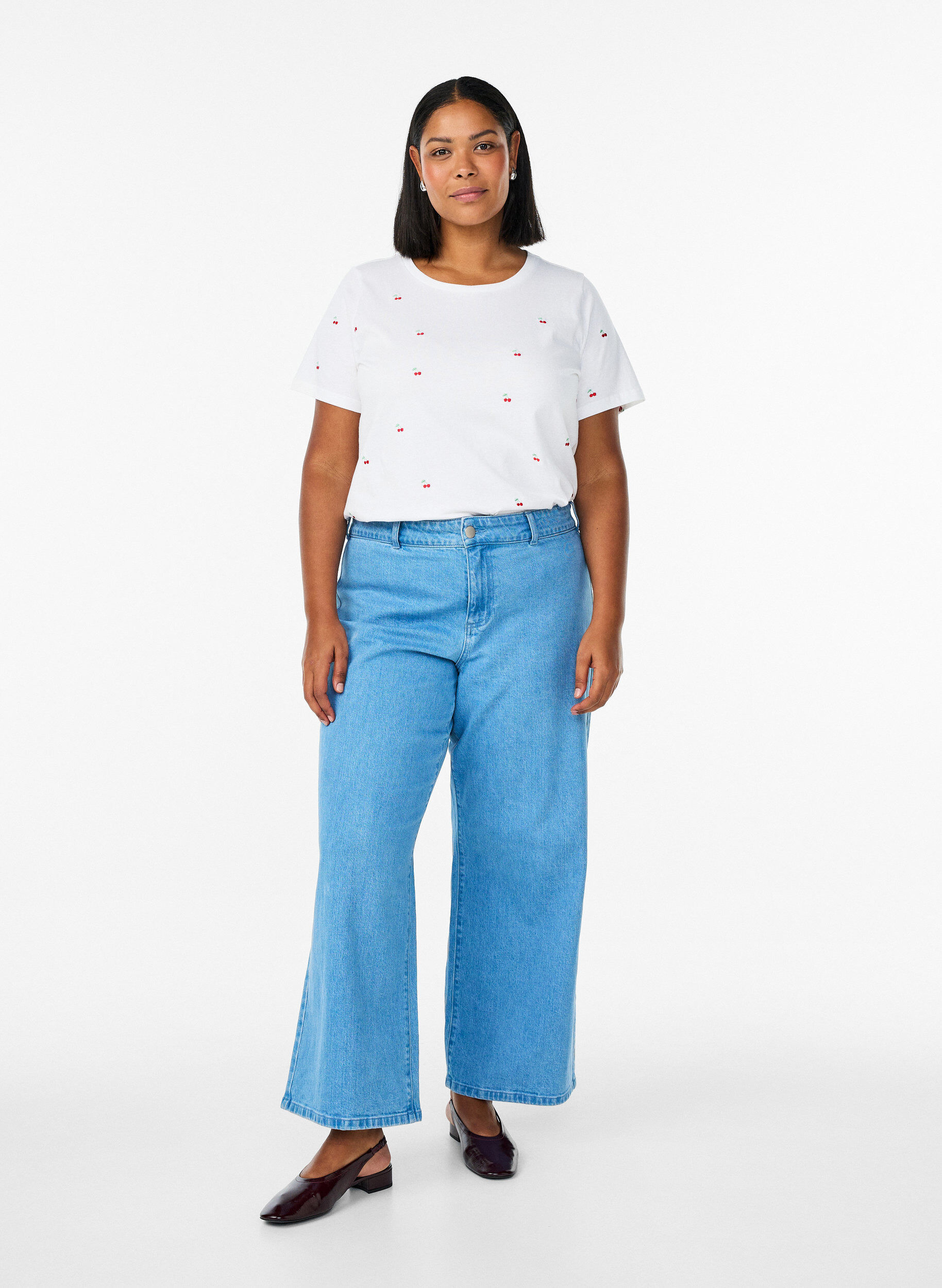 Zizzifashion T-shirt in organic cotton with embroidered motifs, White, Model image number 1
