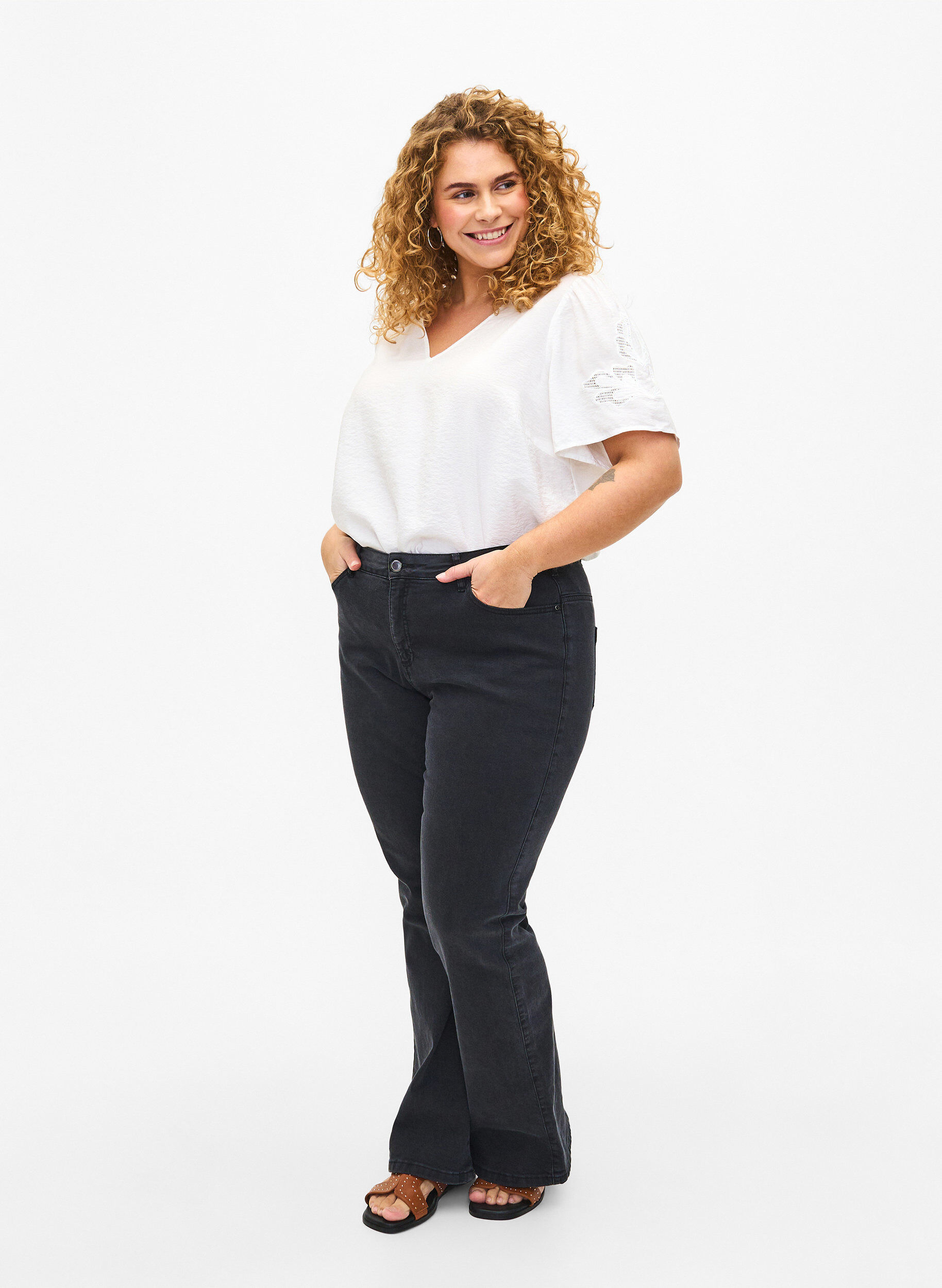 Zizzifashion Short sleeve viscose blouse with embroidery, White, Model image number 1