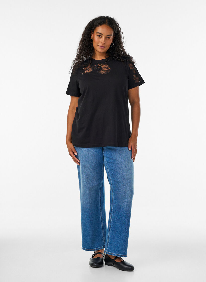 Cotton T-shirt with lace appliqu&eacute;s, Black, Model image number 1
