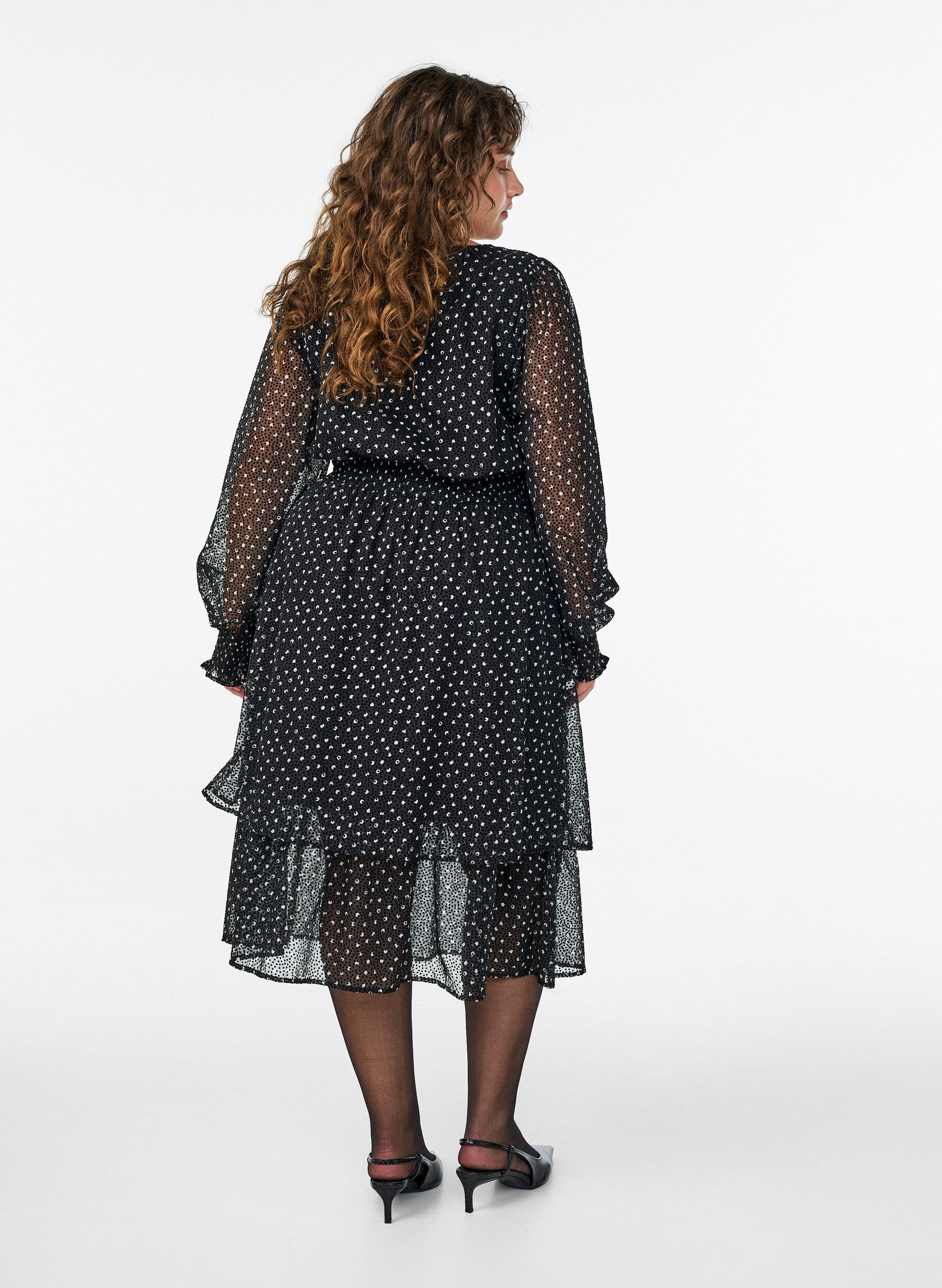 Zizzifashion Midi dress in chiffon with dotted pattern, Black, Model image number 1