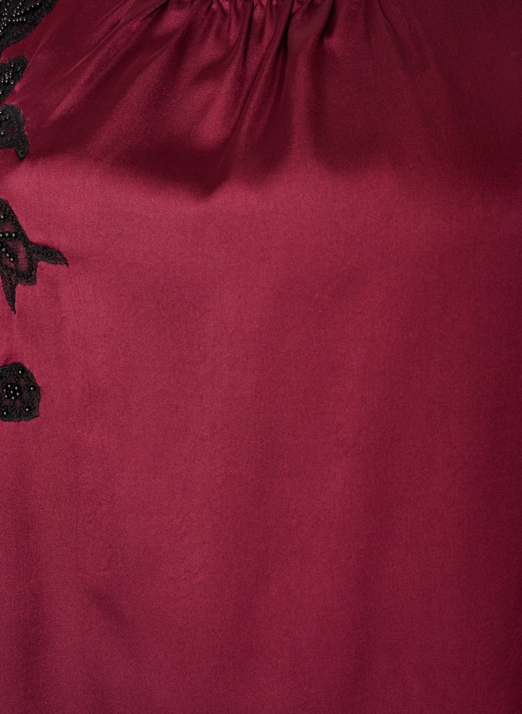 ZizzifashionSatin blouse with lace appliqu&eacute; and pearls, Red, Packshot image number 2